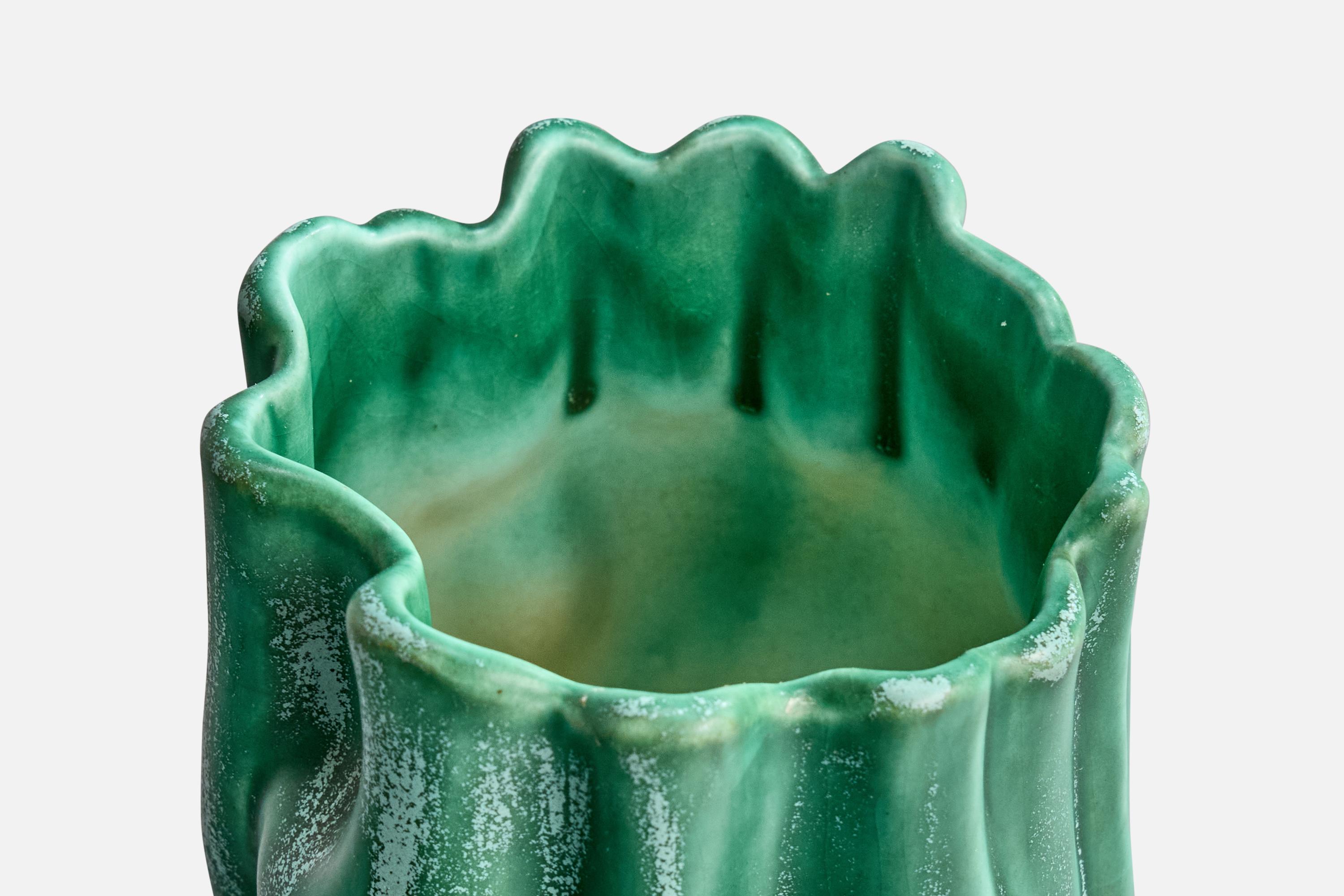 Ewald Dahlskog, Vase, Céramique, Suède, années 1930 Bon état - En vente à High Point, NC
