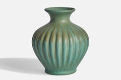 Ewald Dahlskog, Vase, Earthenware, Sweden, 1930s