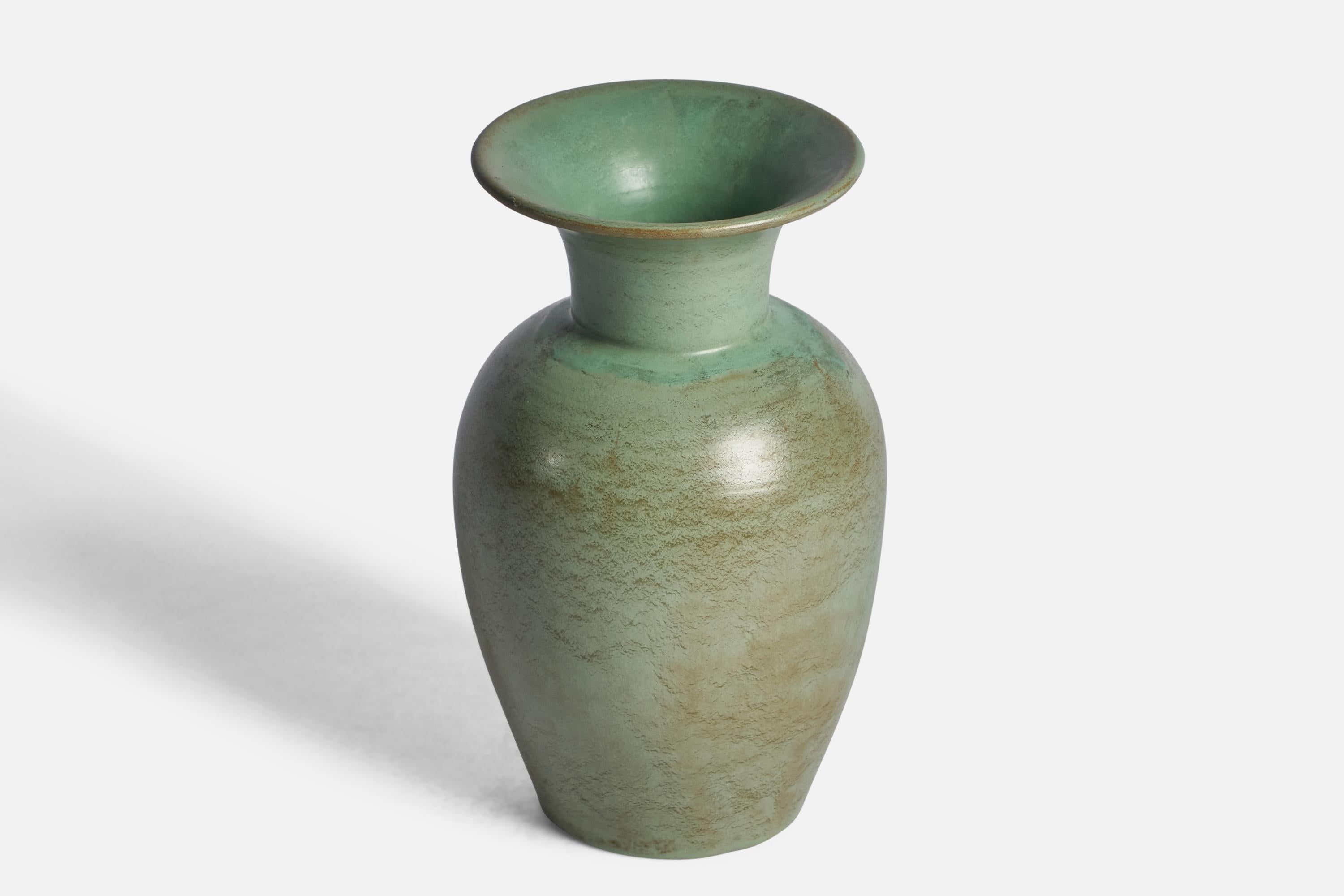 Scandinavian Modern Ewald Dahlskog, Vase, Earthenware, Sweden, 1930s For Sale