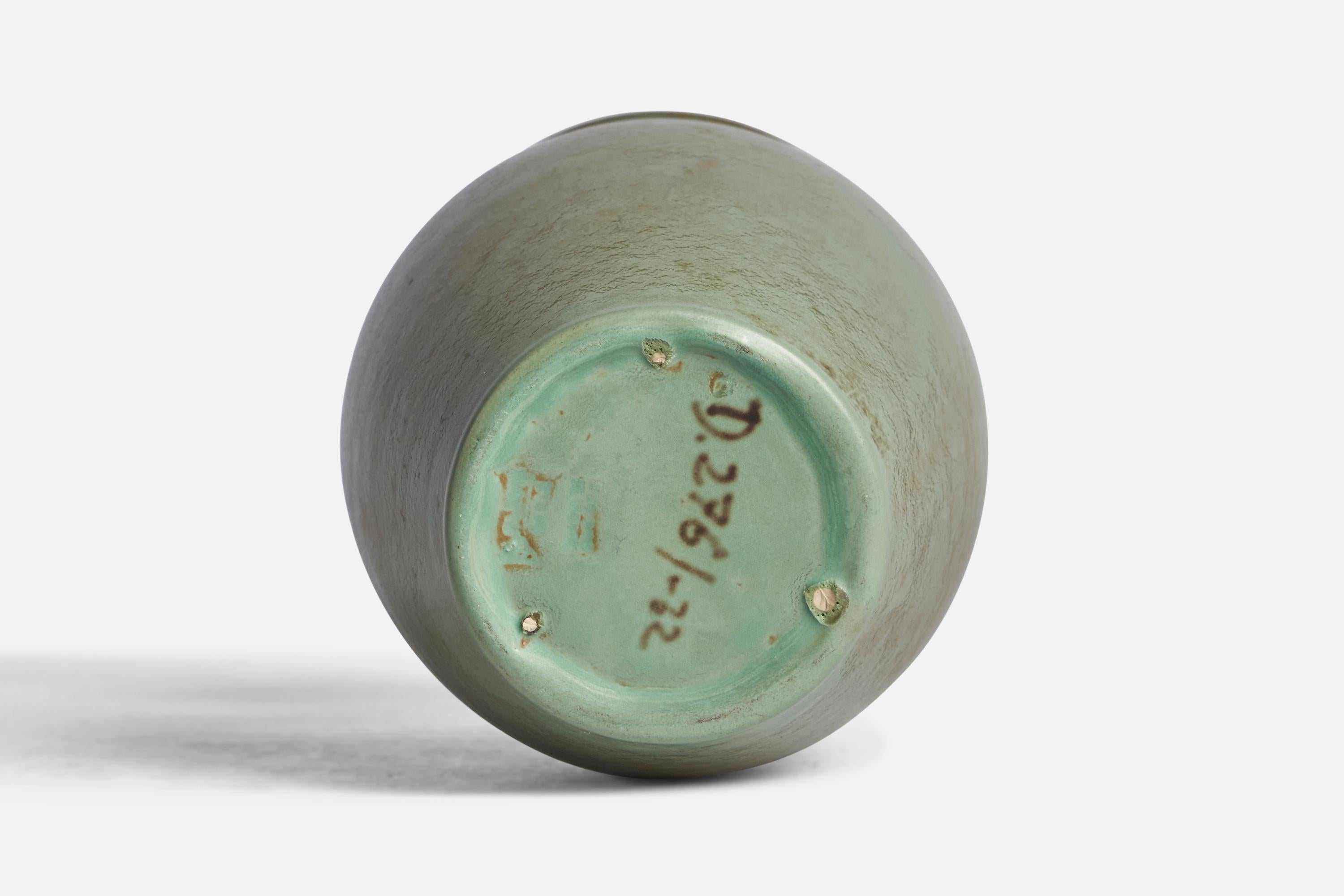 Mid-20th Century Ewald Dahlskog, Vase, Earthenware, Sweden, 1930s For Sale
