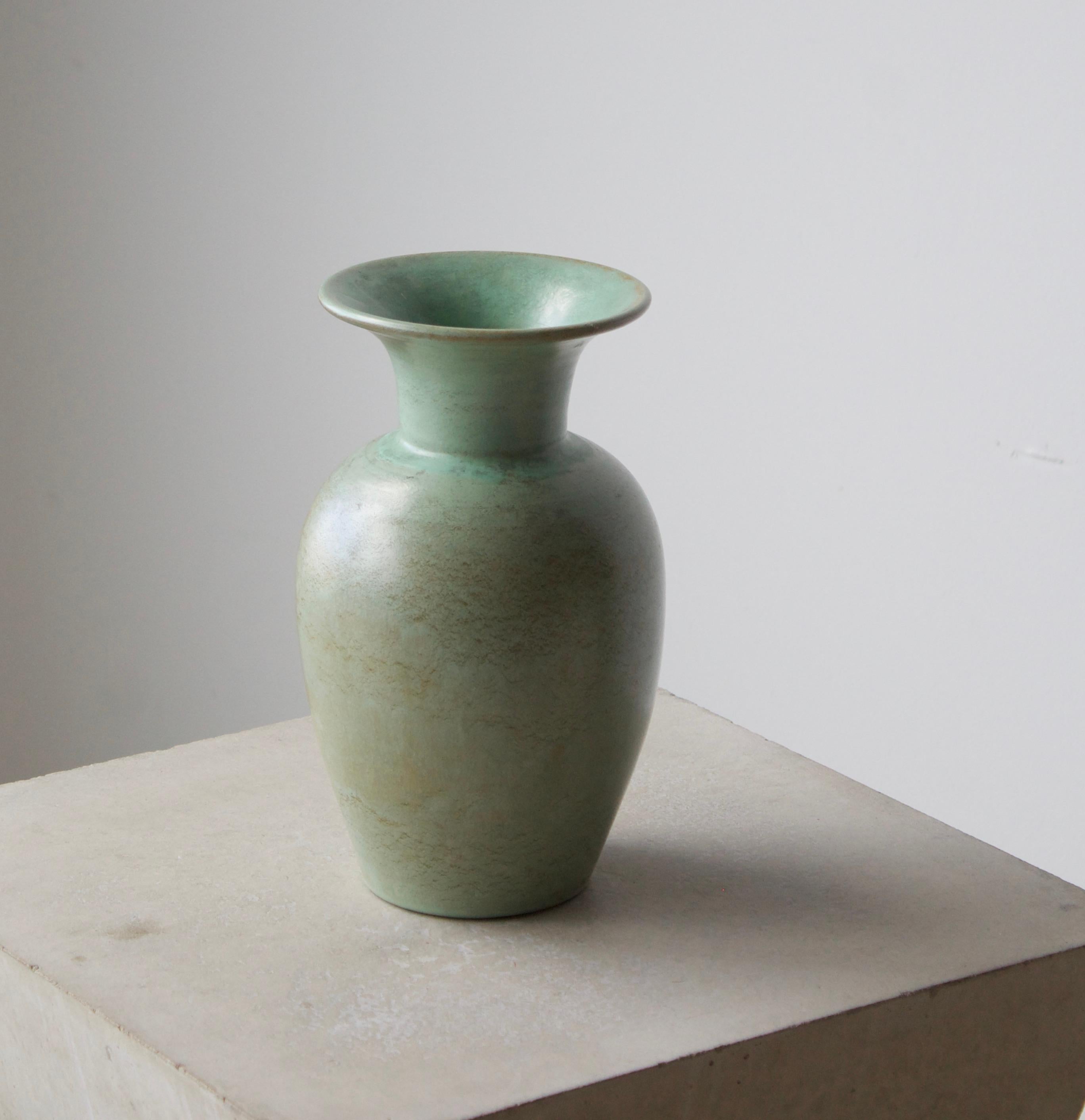 Scandinavian Modern Ewald Dahlskog, Vase, Green-Glazed Earthenware, Bo Fajans, Sweden, 1930s