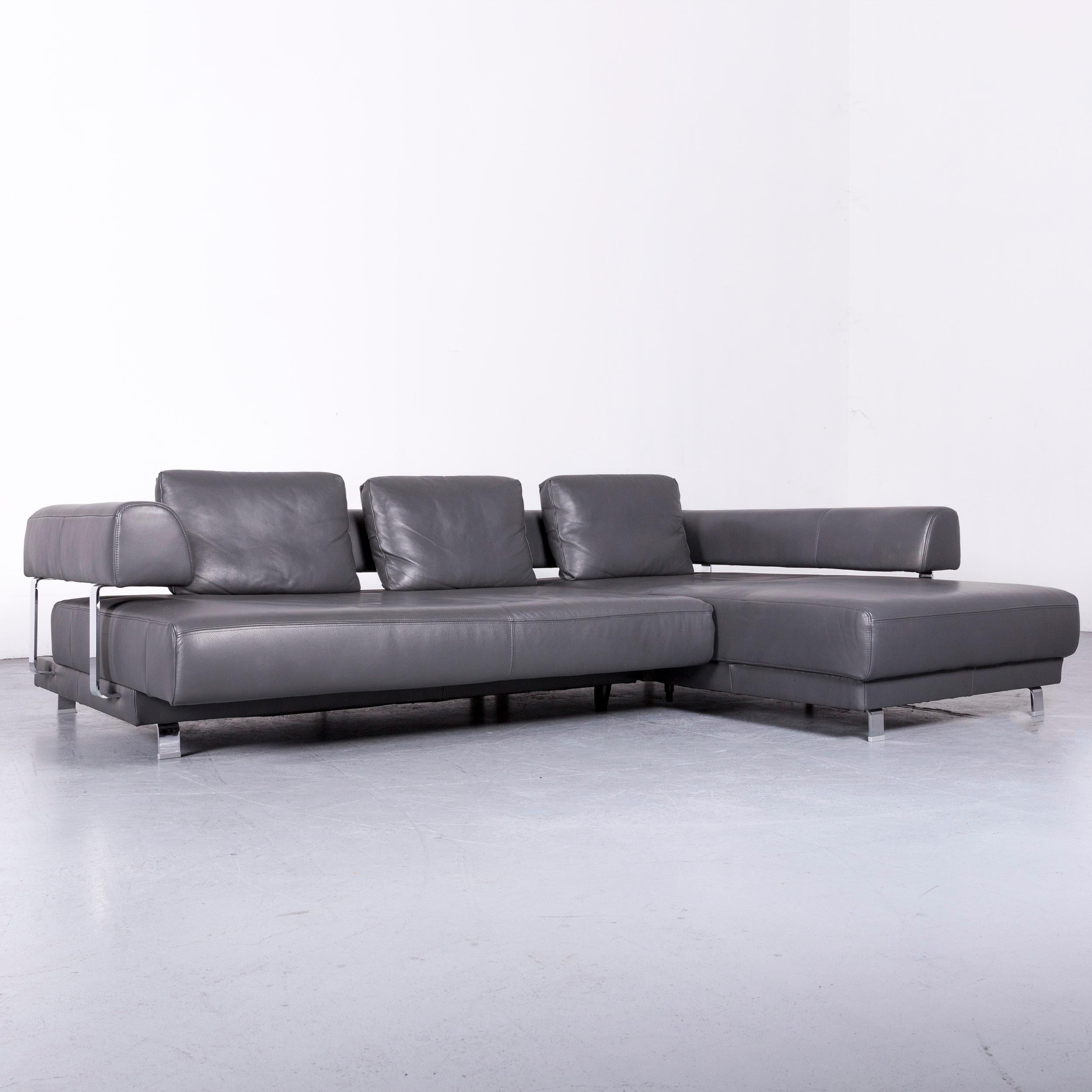 We bring to you an Ewald Schillig Brand Face designer sofa leather grey corner couch.