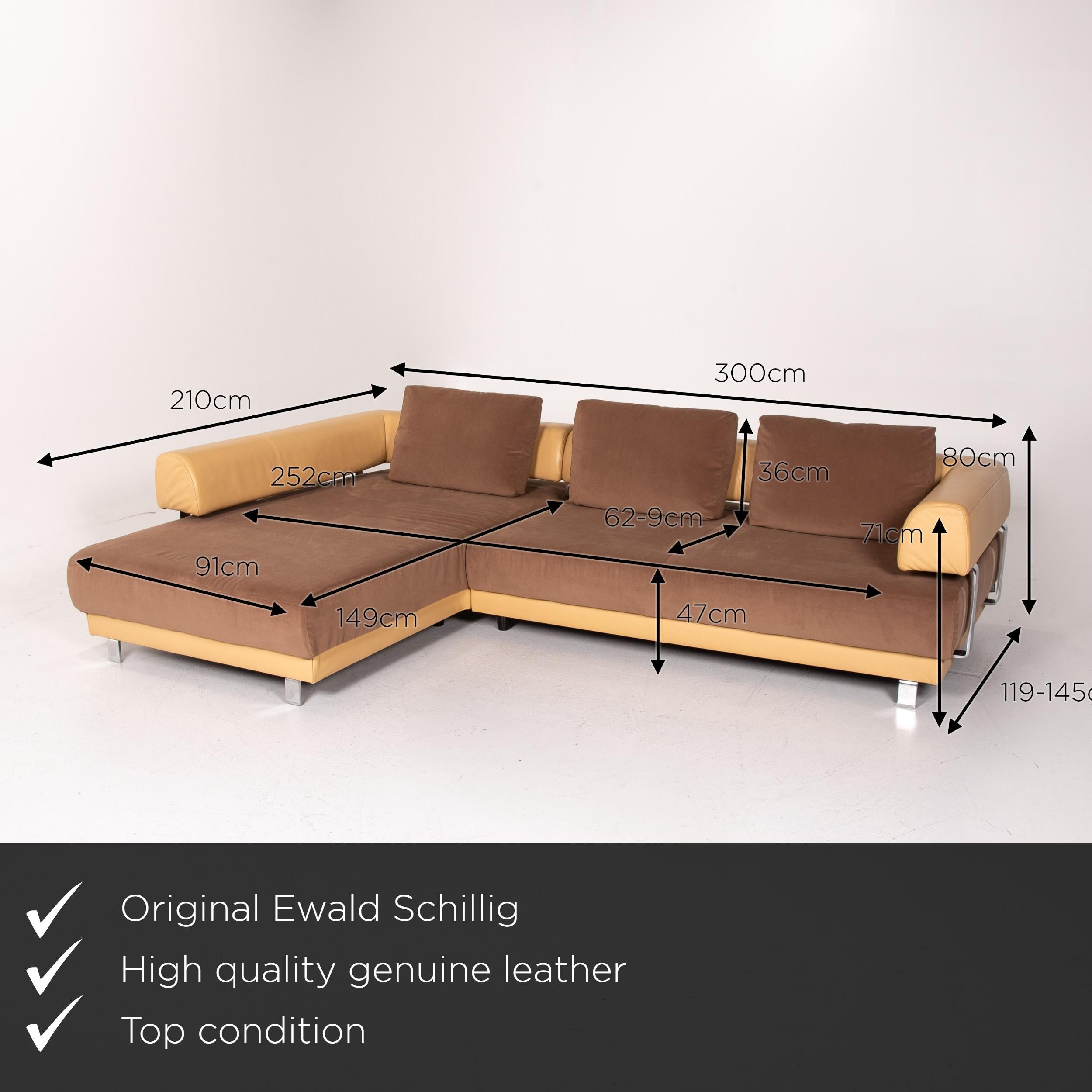 We present to you an Ewald Schillig brand face electric function leather fabric corner sofa beige.

Product measurements in centimeters:

Depth 209
Width 210
Height 80
Seat height 47
Rest height 71
Seat depth 149
Seat width 252
Back