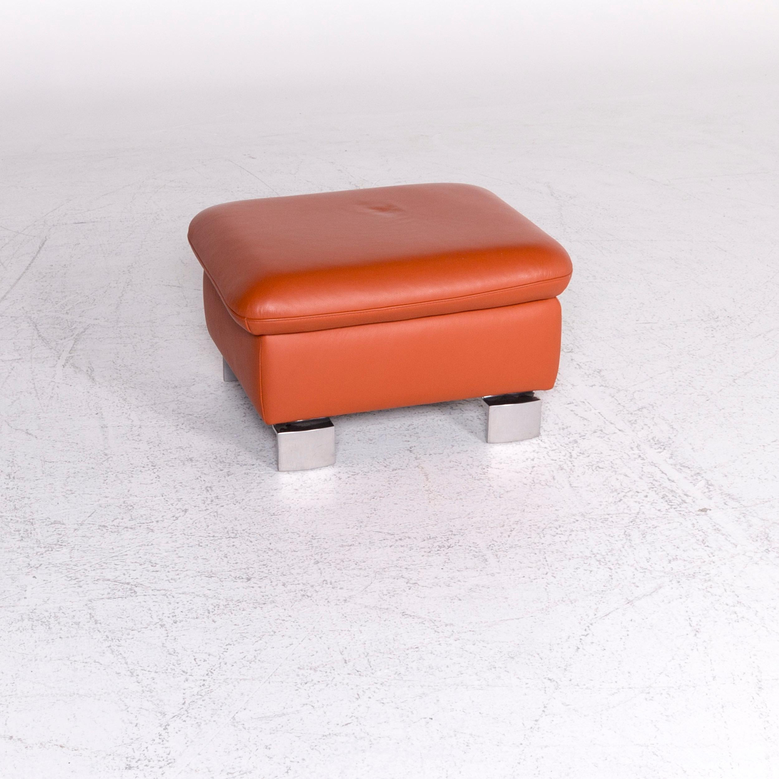 We bring to you an Ewald Schillig designer leather stool orange function storage space.

Product measurements in centimeters:

Depth 55
Width 66
Height 43.





  