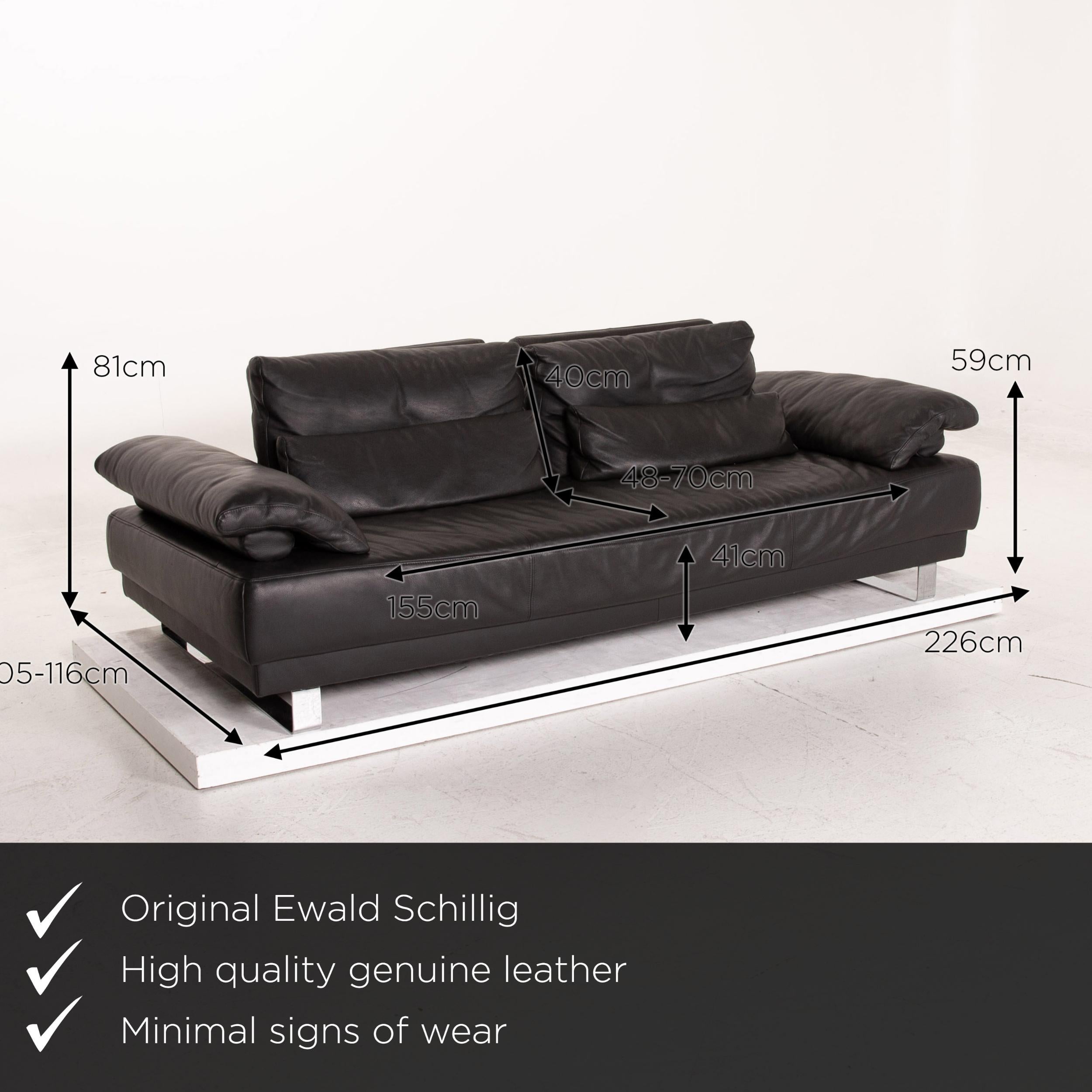 We present to you an Ewald Schillig leather sofa anthracite gray three-seater function couch.


 Product measurements in centimeters:
 

Depth: 105
Width: 226
Height: 81
Seat height: 41
Rest height: 56
Seat depth: 48
Seat width: