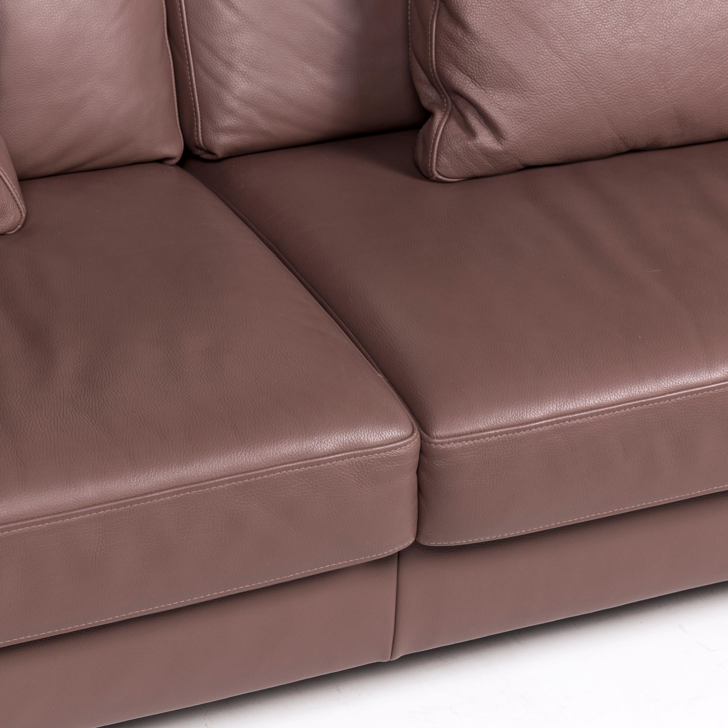 We bring to you an Ewald Schillig leather sofa brown three-seat couch.

 

 Product measurements in centimeters:
 

Depth 90
Width 205
Height 78
Seat-height 42
Rest-height 54
Seat-depth 56
Seat-width 178
Back-height 36.