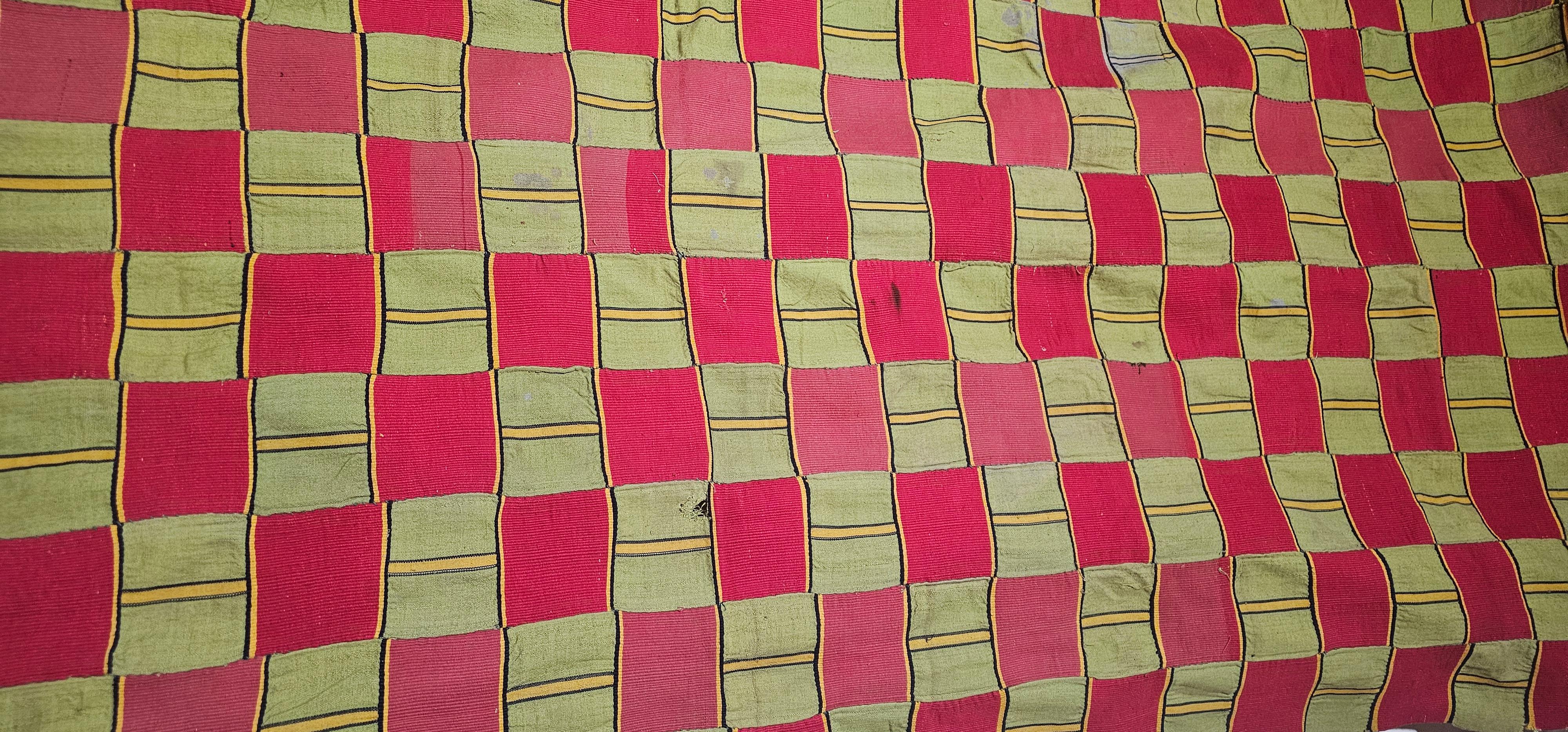 Ewe Antique Textile In Good Condition For Sale In Glasgow, GB