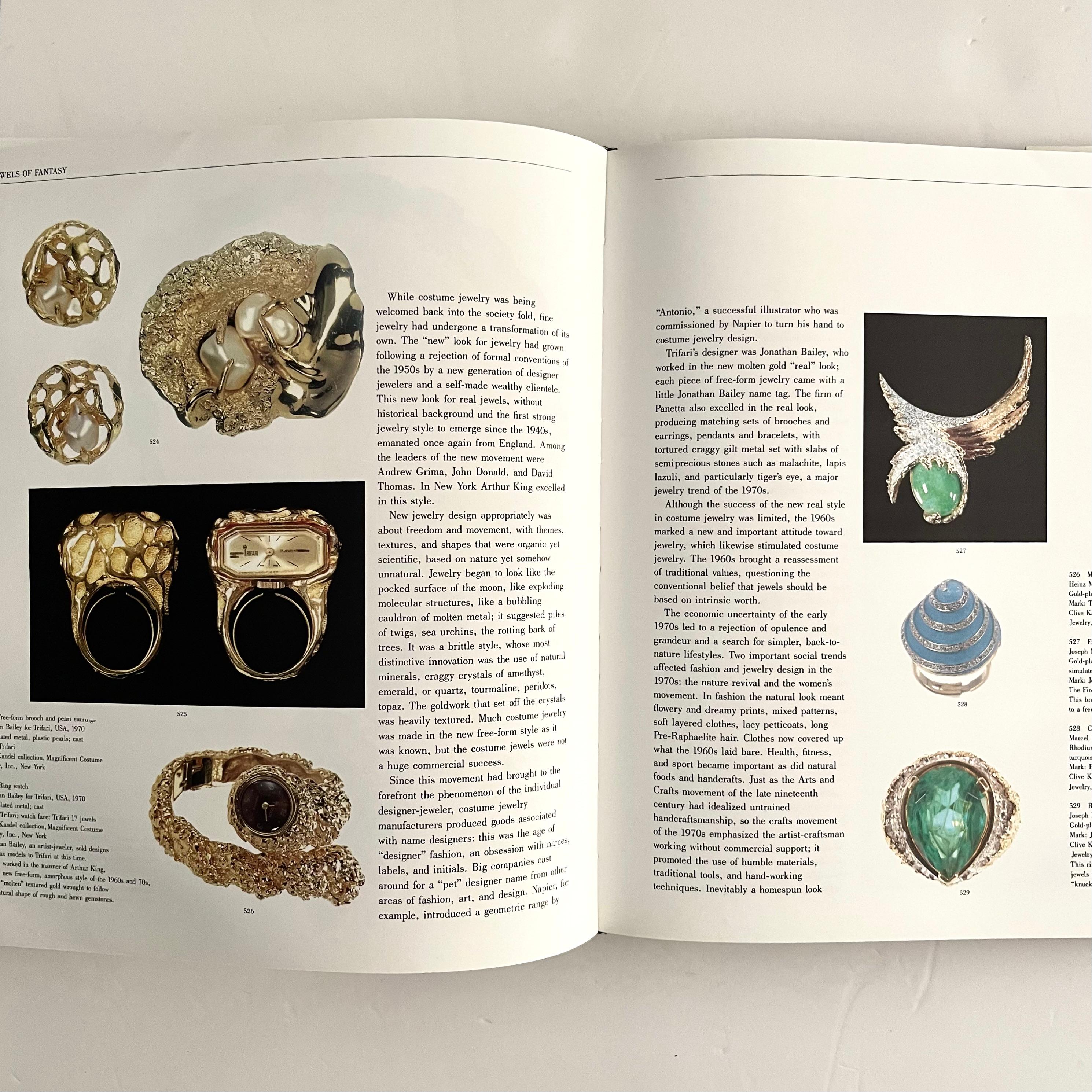 ewels of Fantasy - Costume Jewellery of the 20th Century 1st US ed. 1992 For Sale 2