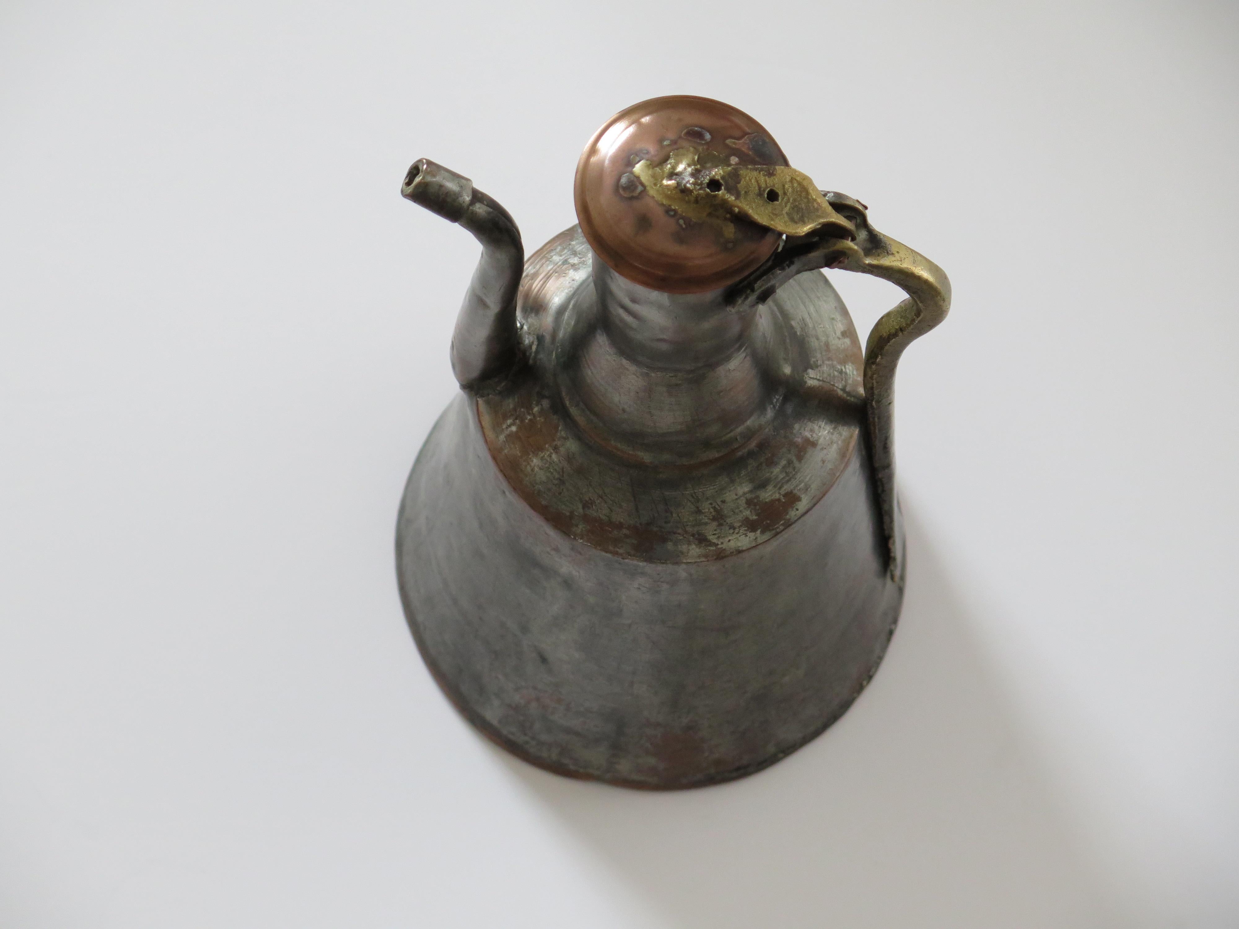 Ewer or Pitcher tinned Copper Turkish / Middle Eastern, Early 19th Century In Good Condition For Sale In Lincoln, Lincolnshire