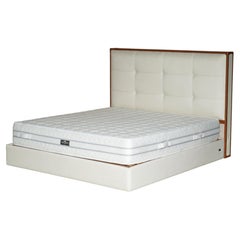 EX DISPLAY FENDI CASA HERITAGE LUXURY LIVING EMPEROR SIZE BED WiTH MATTRESS
