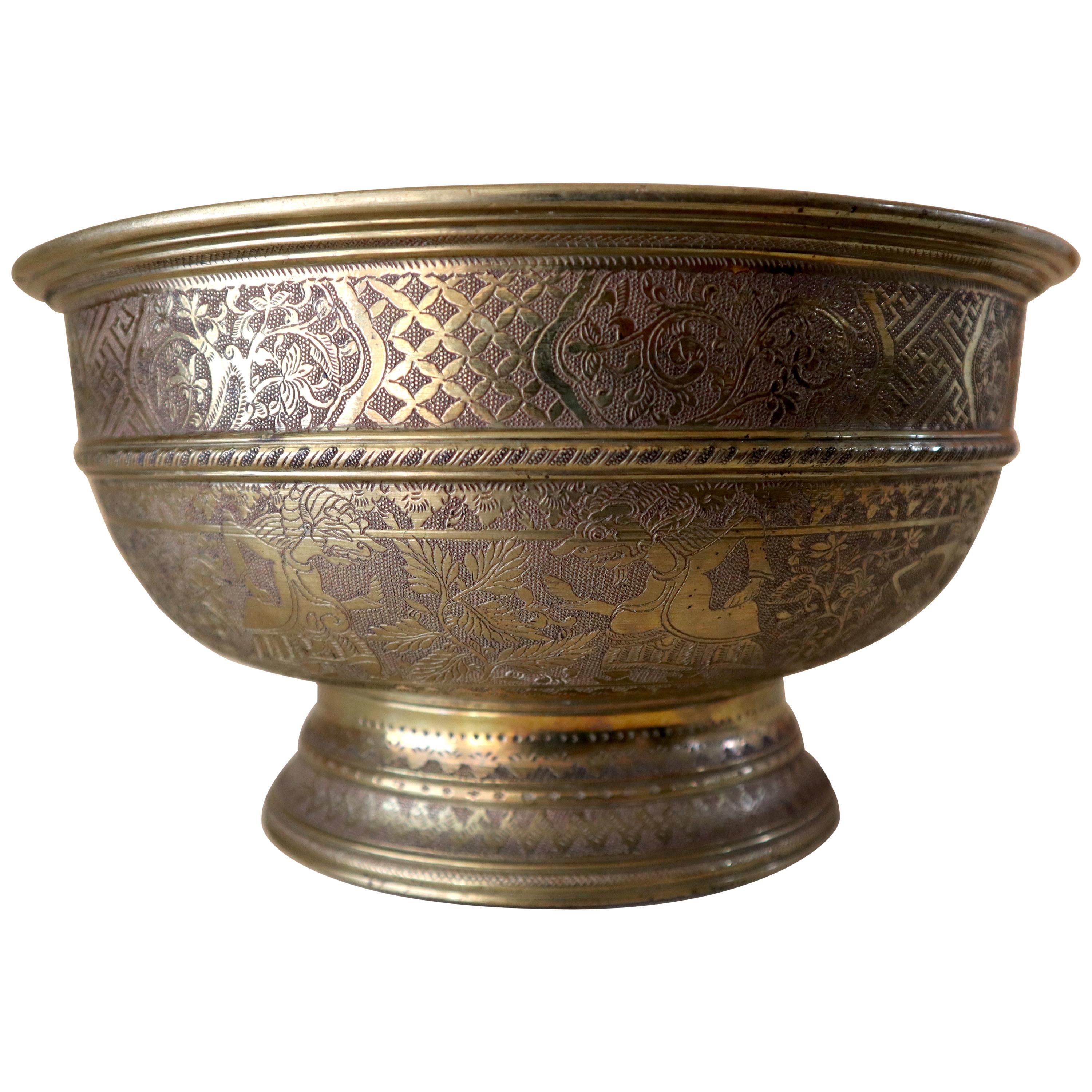Ex Museum Early 20th Century Brass or Bronze Bowl Java Bali Indonesia For Sale
