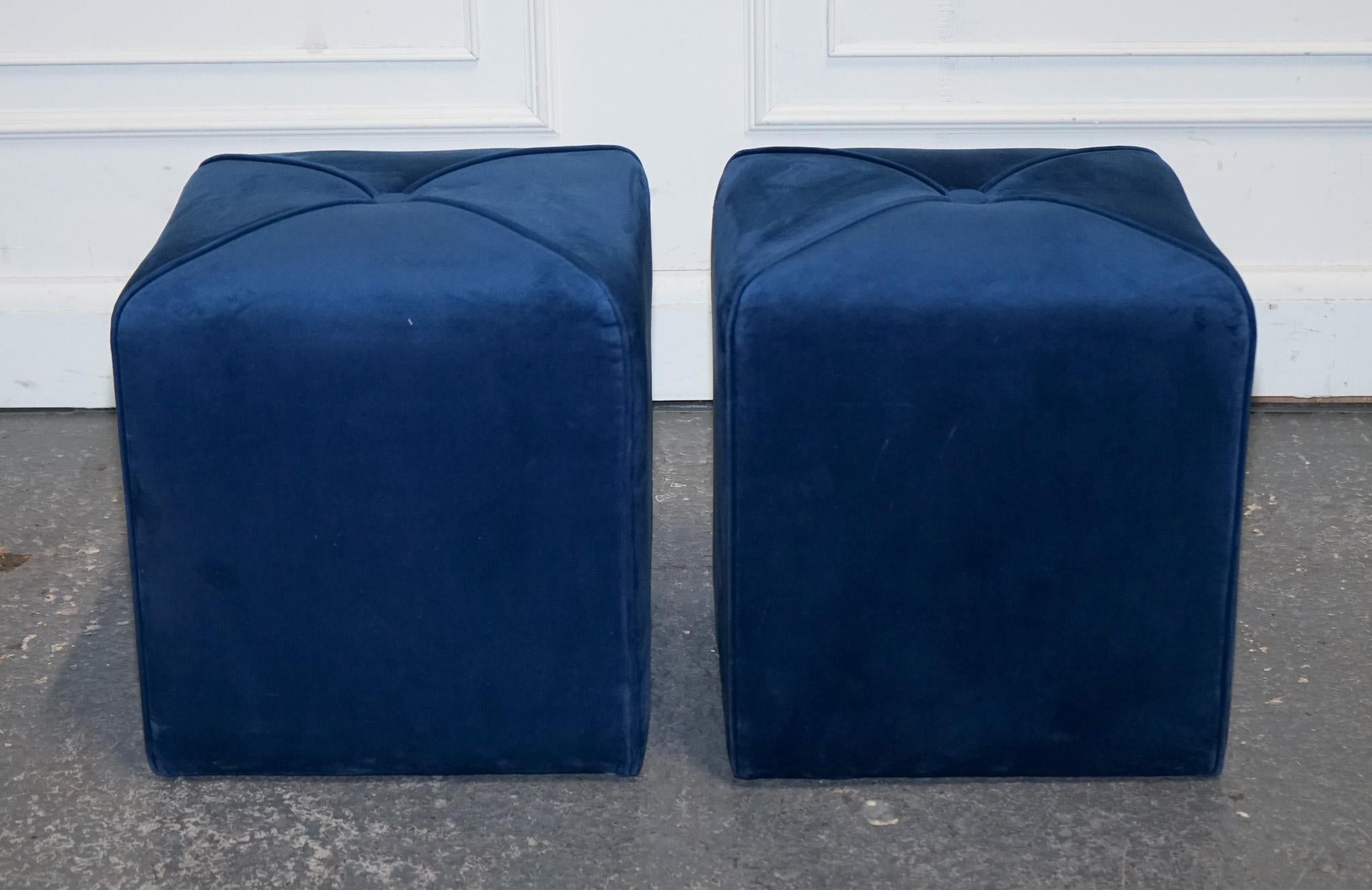 PAIR DE STOOLS BLEU FABRiC STYLE ART DECO EX SHOWROOM Bon état - En vente à Pulborough, GB