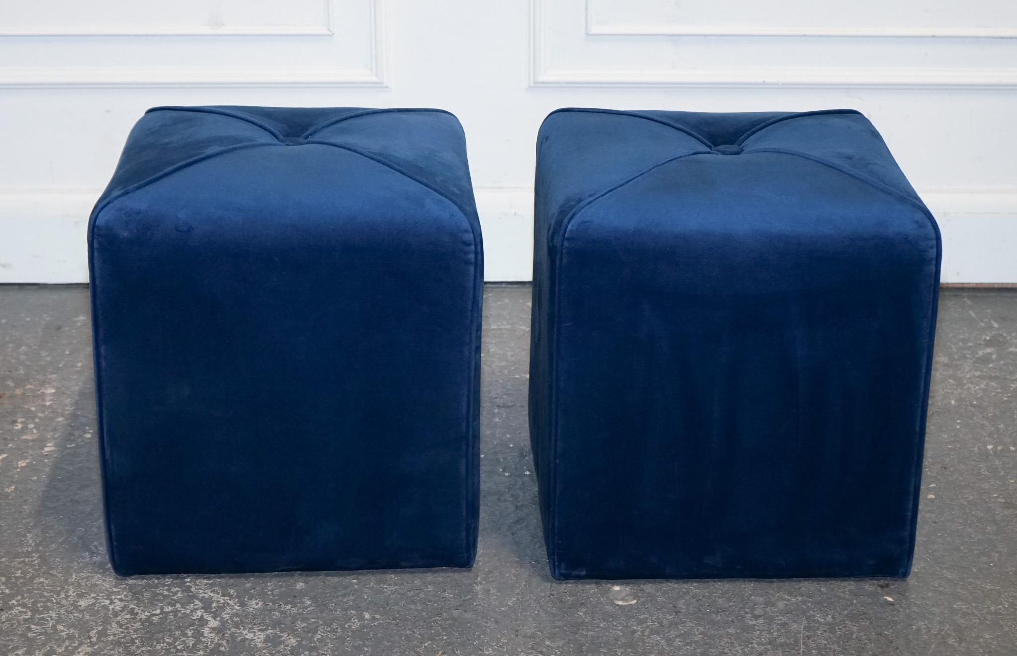 Tissu PAIR DE STOOLS BLEU FABRiC STYLE ART DECO EX SHOWROOM en vente