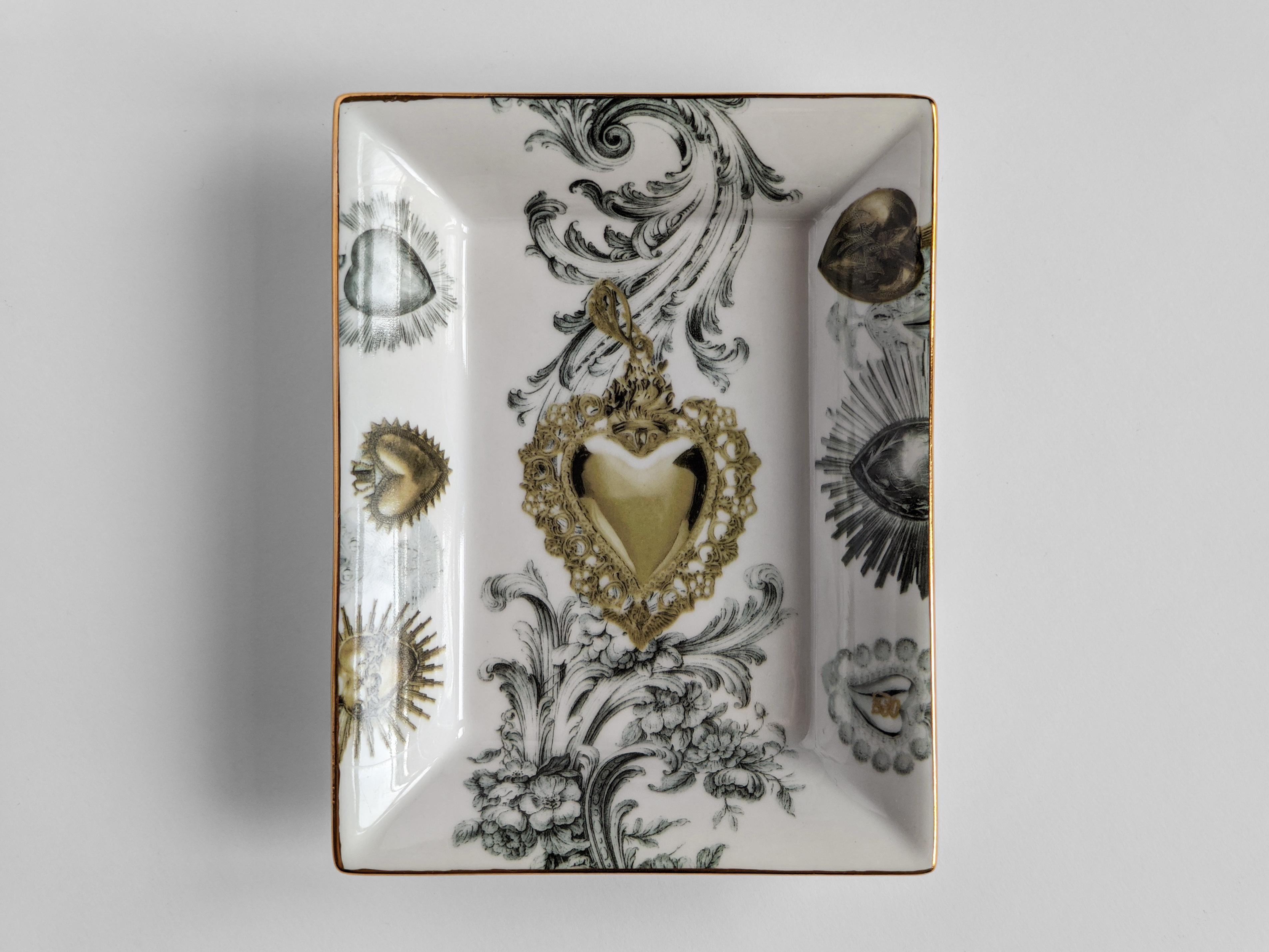Ex Voto, Contemporary Porcelain Pocket Emptier, Two Sizes, by Vito Nesta For Sale 2