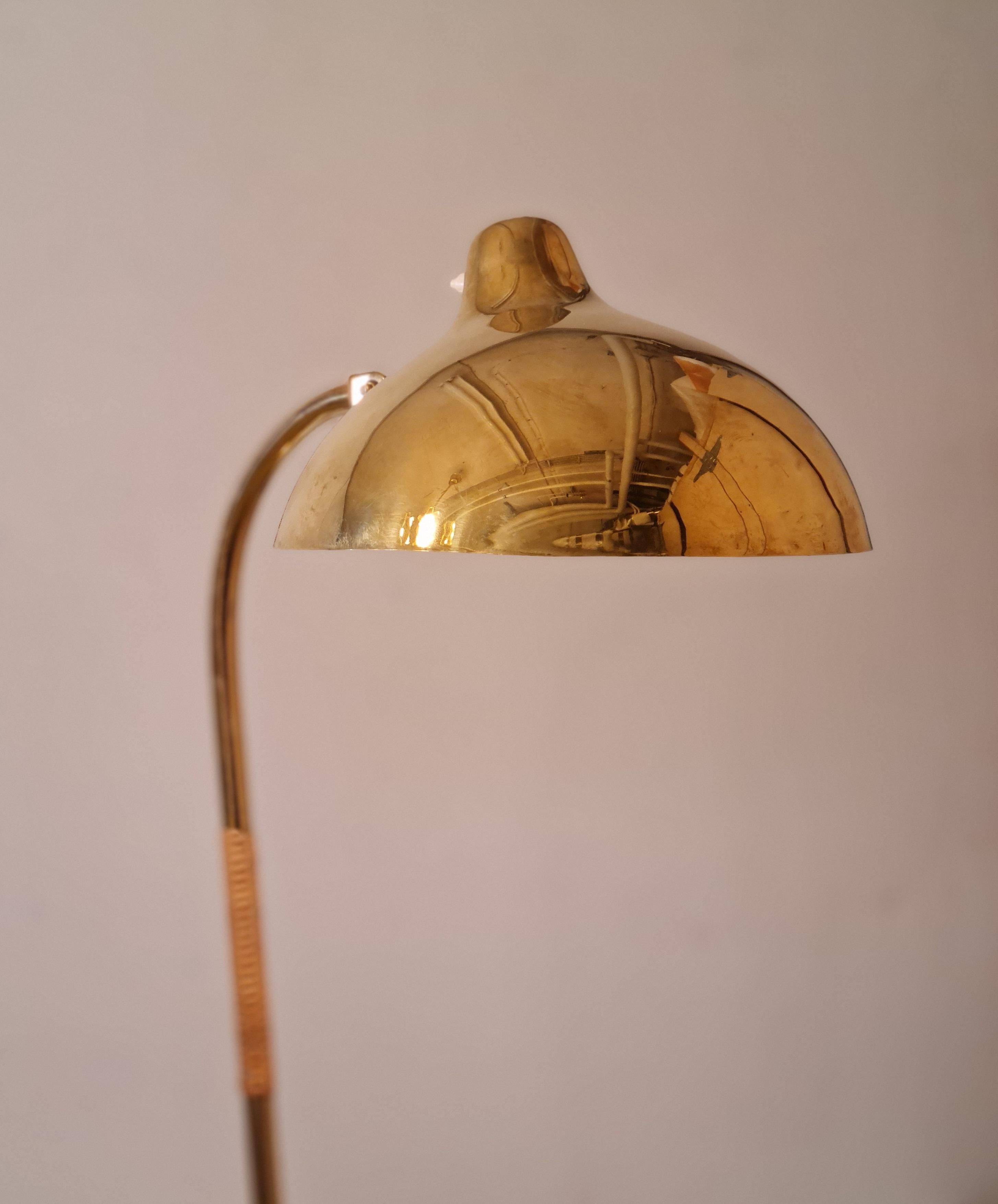 Exceedingly Rare Gunnel Nyman Floor Lamp Model No. 62044 by Idman, 1940 For Sale 4