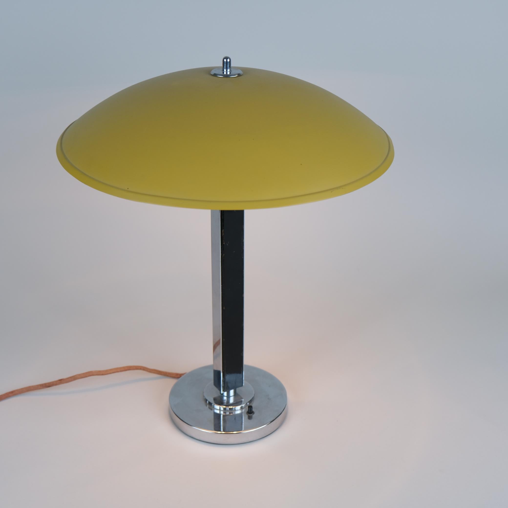 Exceedingly Rare Yellow Gunilla Jung Table Lamp Model 2004, Orno 1930s In Good Condition For Sale In Helsinki, FI