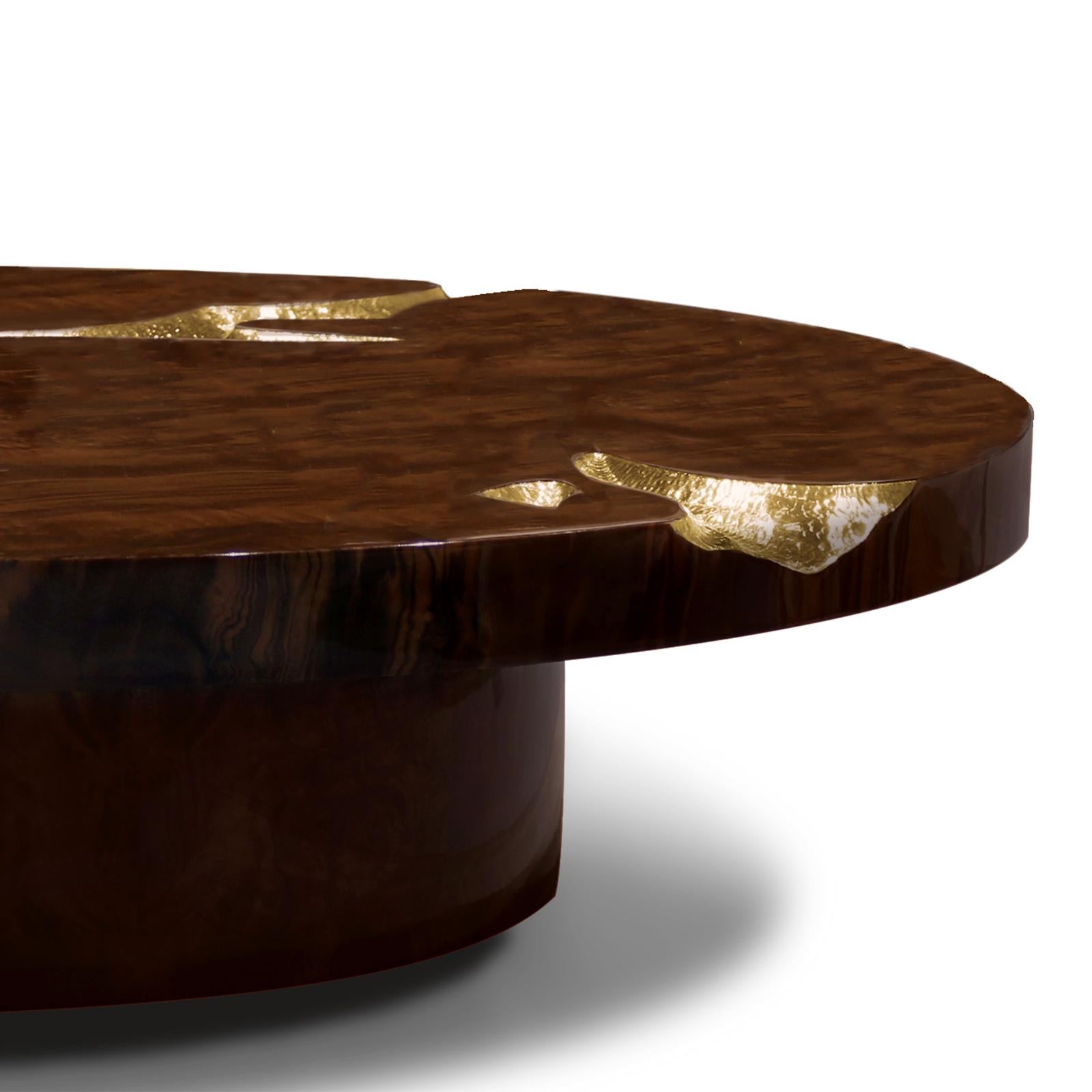 Contemporary Excellence Walnut Coffee Table For Sale