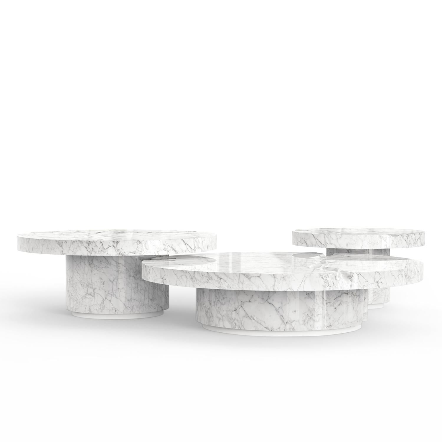 Café Tanle Excellence Marbre Blanc Set de 3 avec toute la structure de
chaque table en marbre de Carrare blanc veiné de gris. Marbre en mat
finition laquée. Chaque table contient une partie gravée sur le plateau.
Dimensions de chaque table :
Grandes