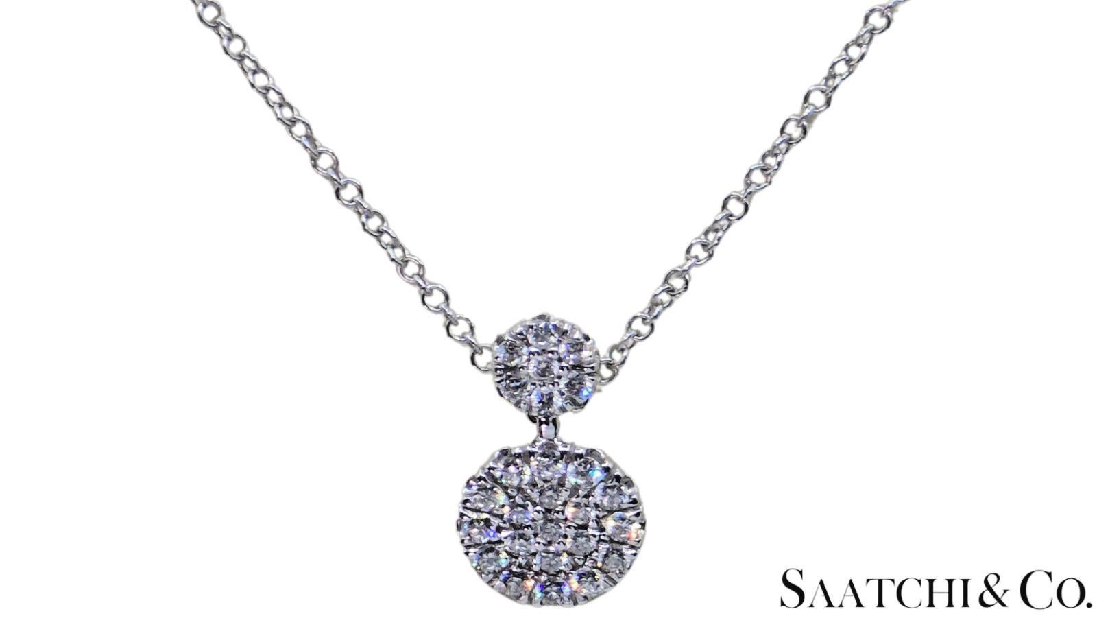 Excellent Or blanc 14K 585 - Diamant naturel VVS : Pendentif rond avec chaîne en vente 2