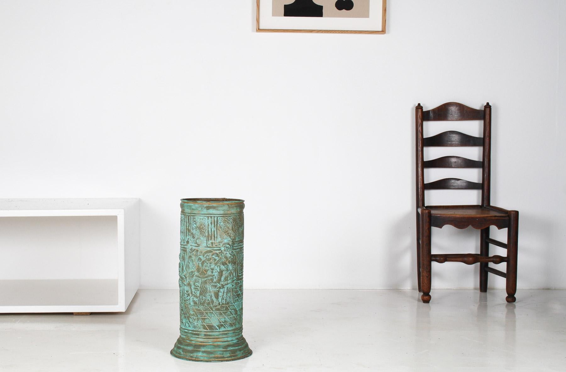 Excellent 1950s Brass Stick Umbrella Stand Pot with Verdigris Copper Patina For Sale 6