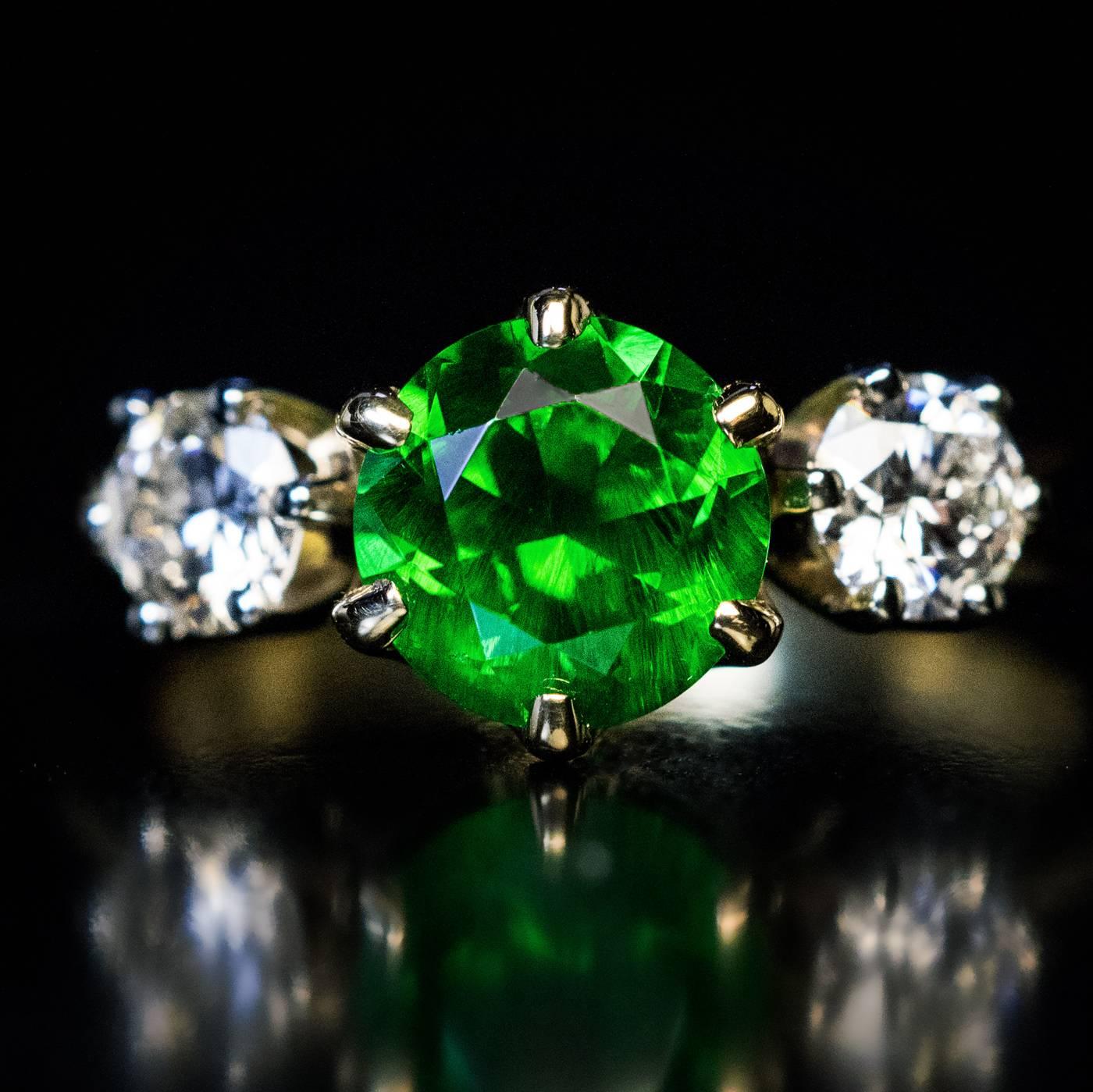 Excellent and Rare Russian Demantoid Garnet Ring In New Condition In Chicago, IL