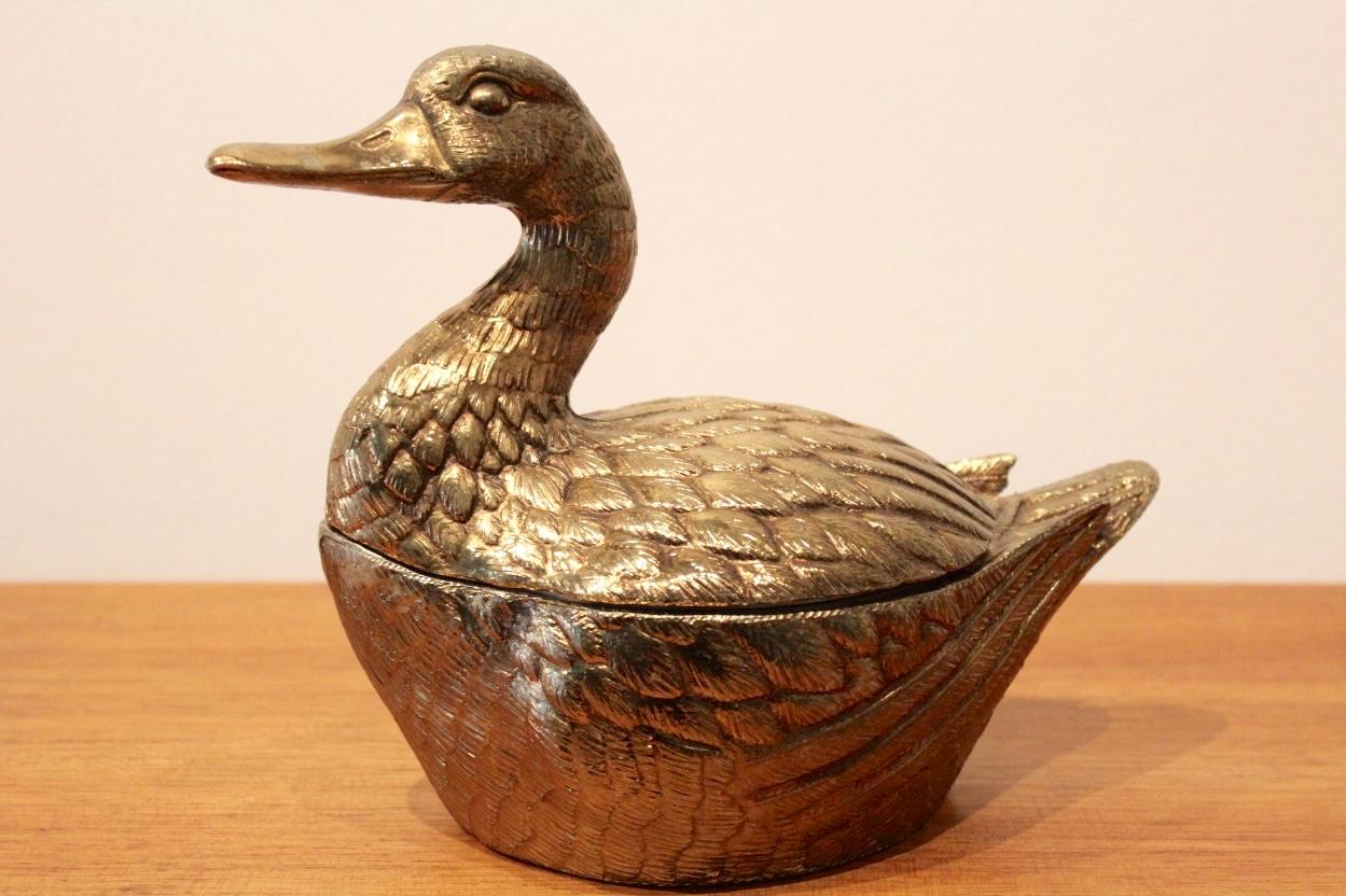 Mid-Century Modern Excellent Brass ‘Duck’ Ice Bucket, Belgium, 1970s For Sale