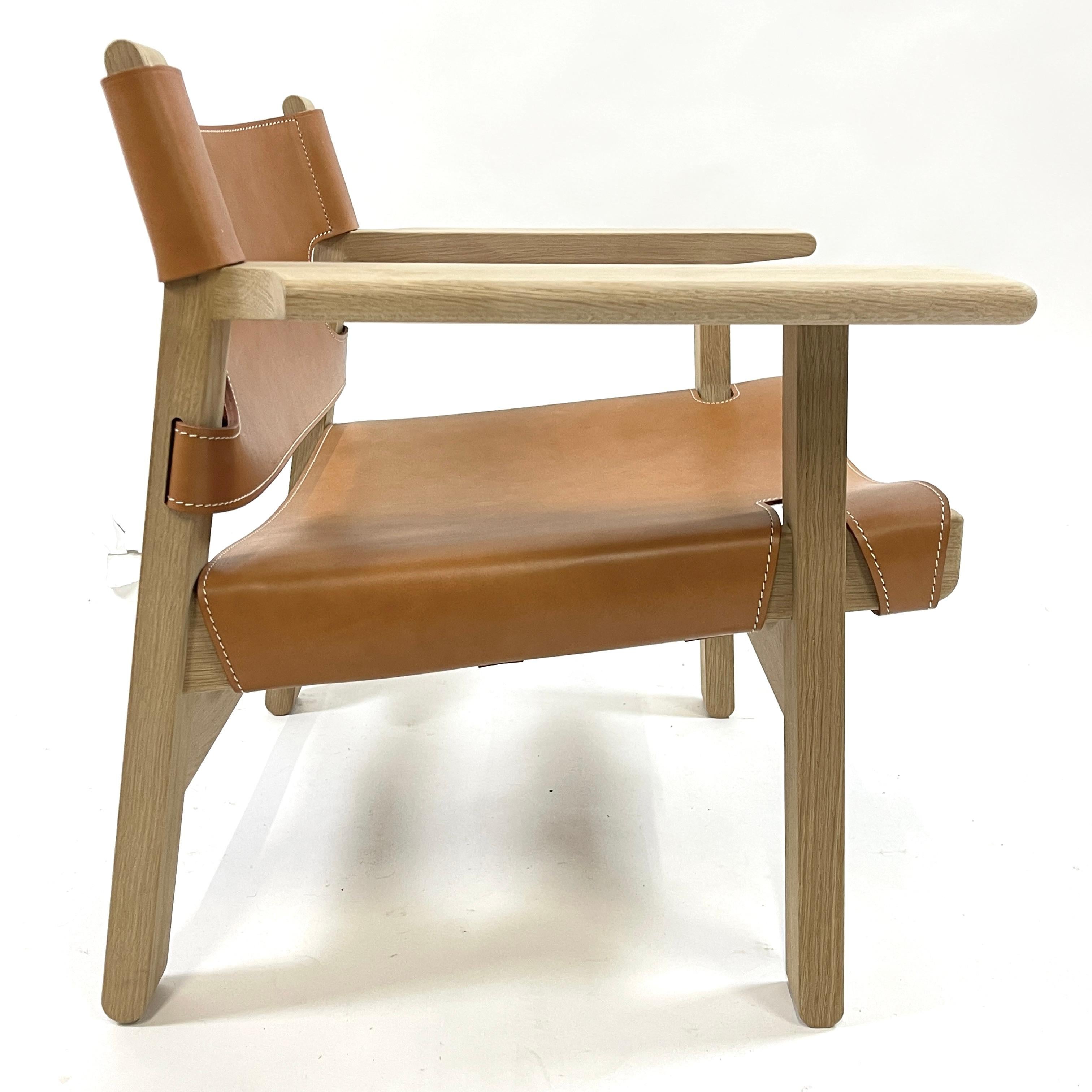 Excellent Børge Mogensen Oak & Saddle Leather 1958 Spanish Chair for Frederica  In Excellent Condition For Sale In Hudson, NY