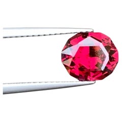 Excellent Bright Red Cut Garnet 2.50 Carats from Malawi Loose Gems Ring Jewelry
