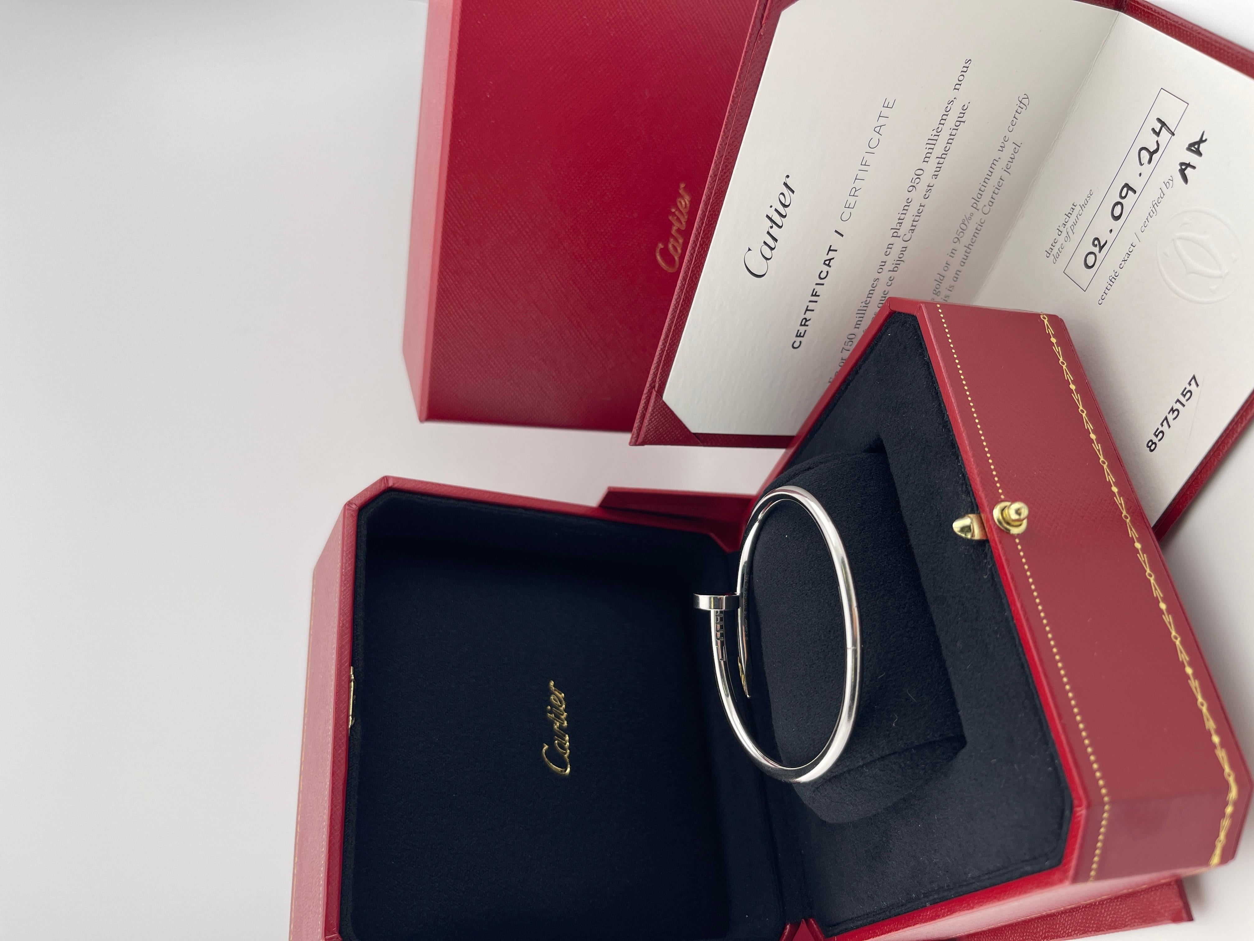 Women's or Men's EXCELLENT cond. Cartier Juste un Clou bracelet, Classic model WG (2024 FULL SET) For Sale