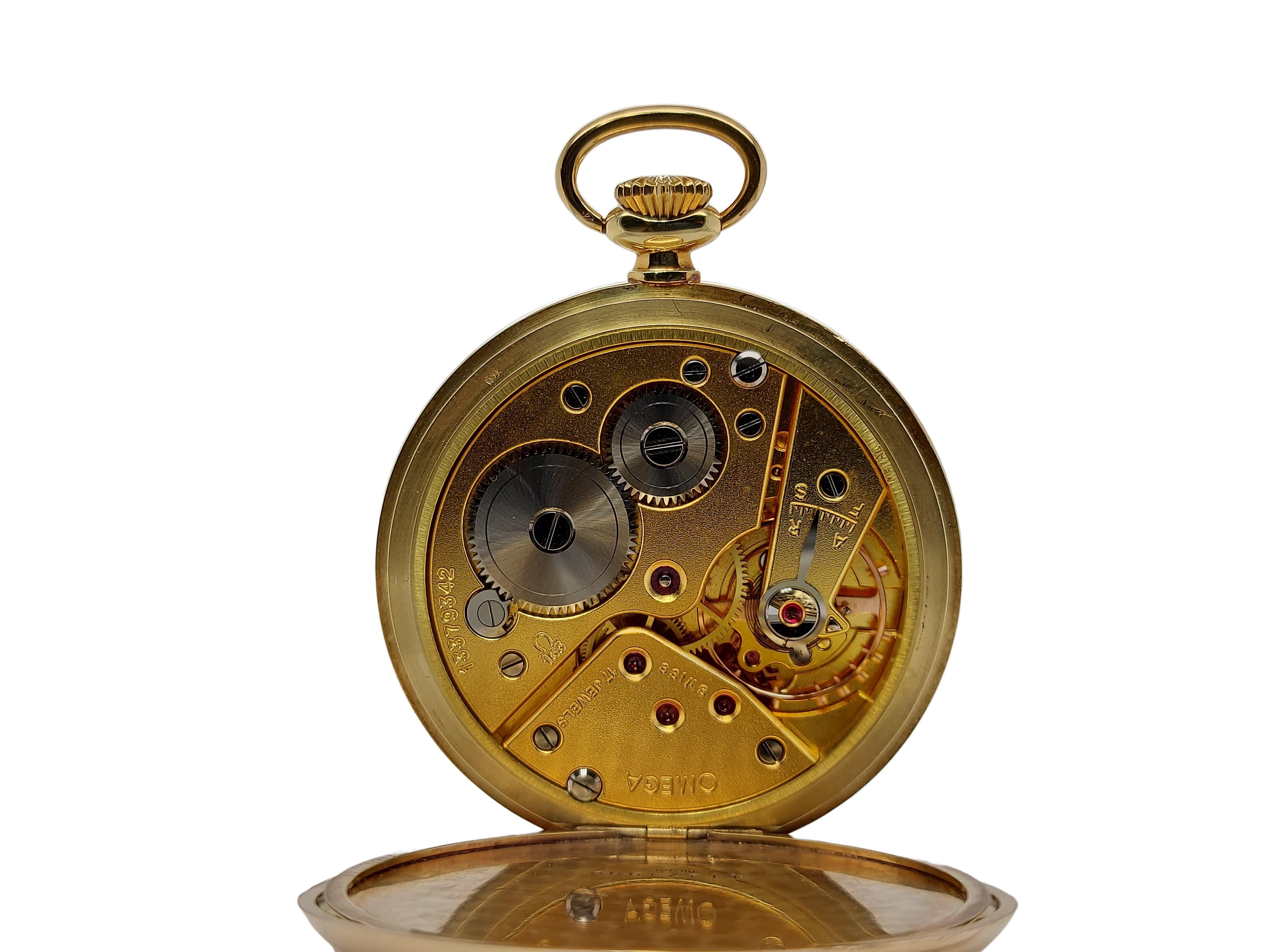 Excellent Condition 14kt Yellow Gold Omega Pocket Watch, Calibre 163, Gold Dial For Sale 4