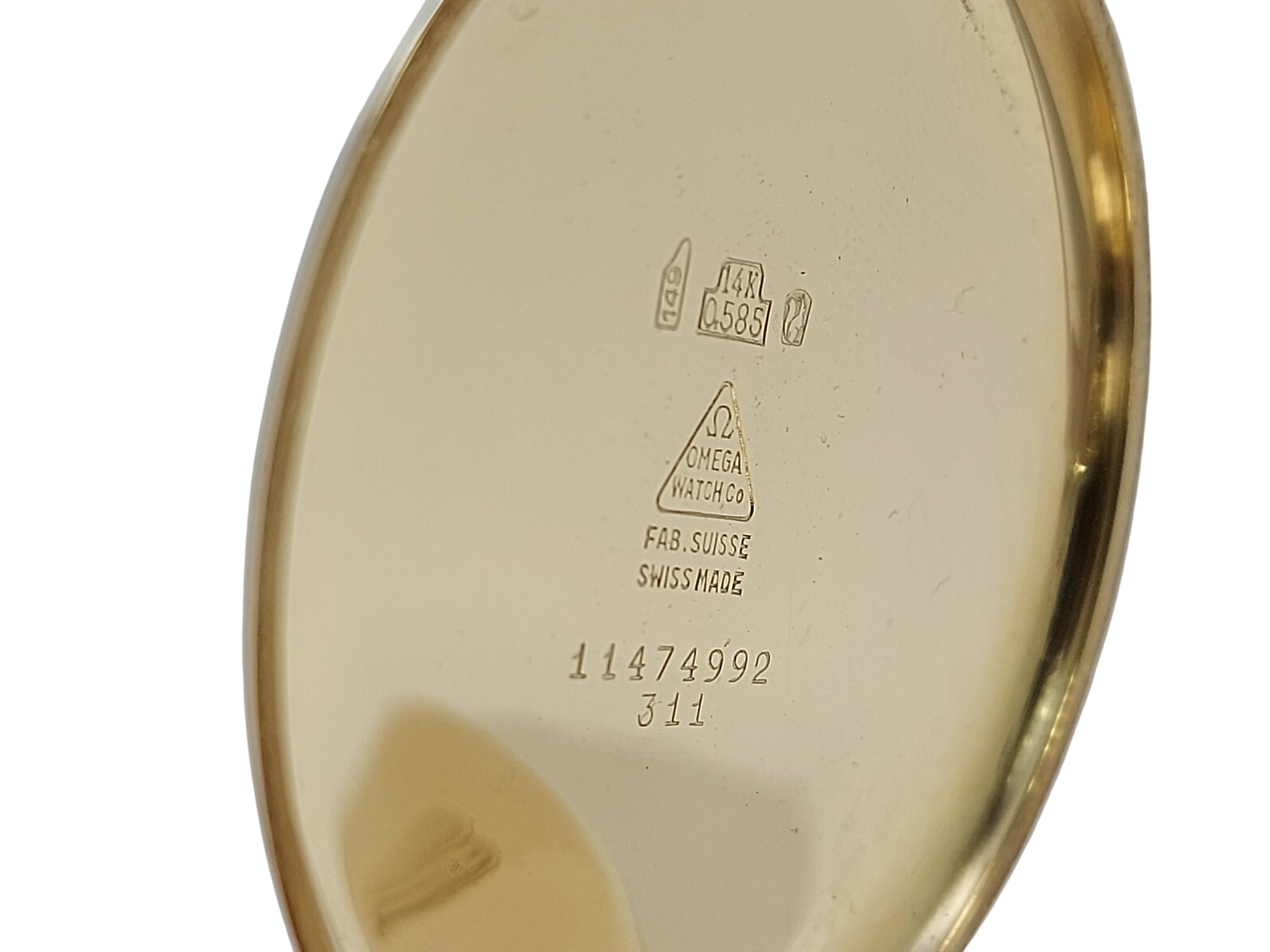 Excellent Condition 14kt Yellow Gold Omega Pocket Watch, Calibre 163, Gold Dial For Sale 1