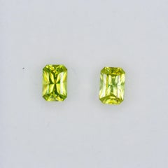 Ausgezeichnetes facettiertes Sphene-Paar, 2,59 ct.
