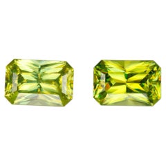 Ausgezeichnetes facettiertes Sphene-Paar, 2,59 ct.