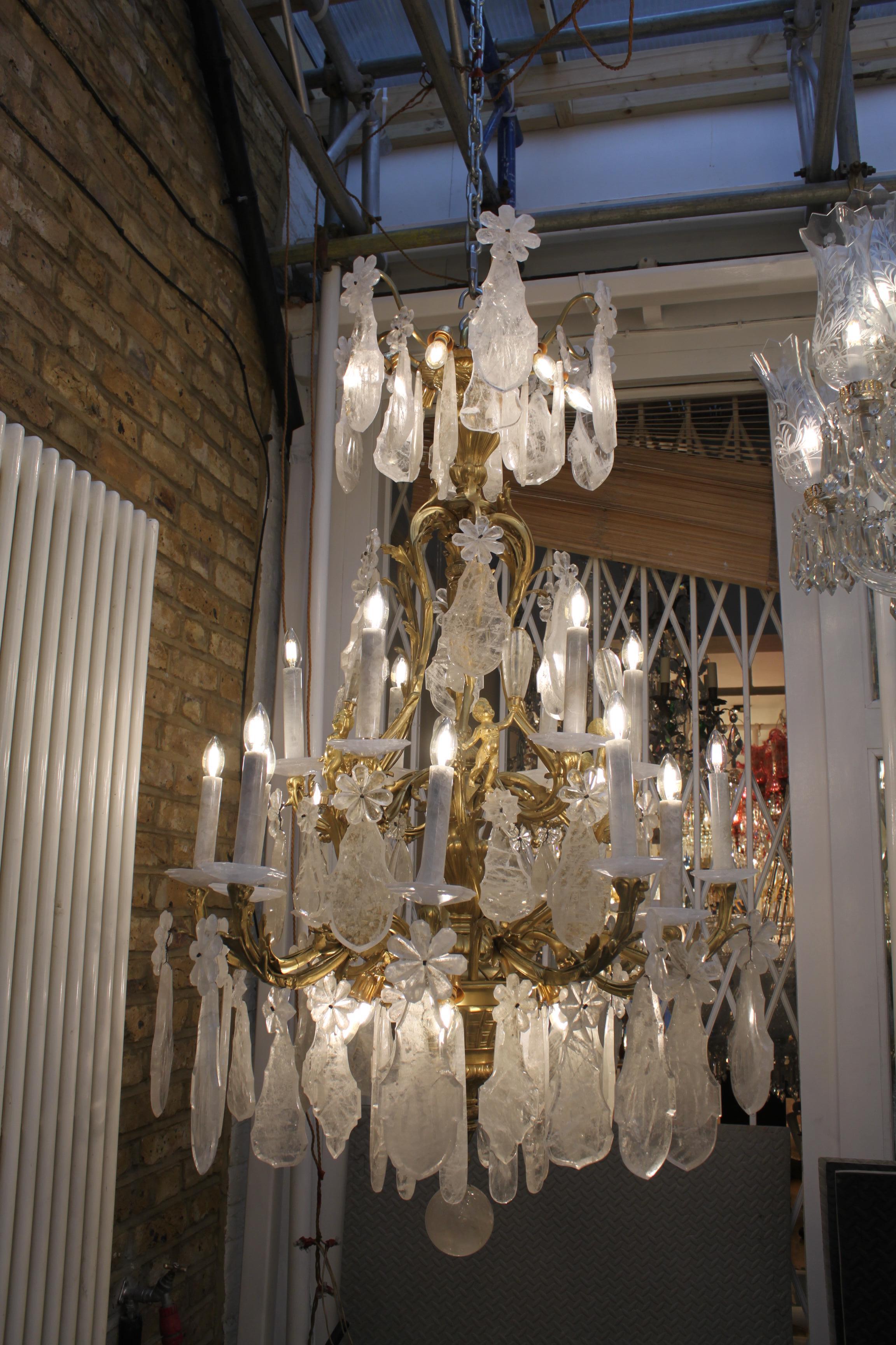 Excellent French Gilt-Bronze Rock Crystal Chandelier In Good Condition For Sale In London, GB