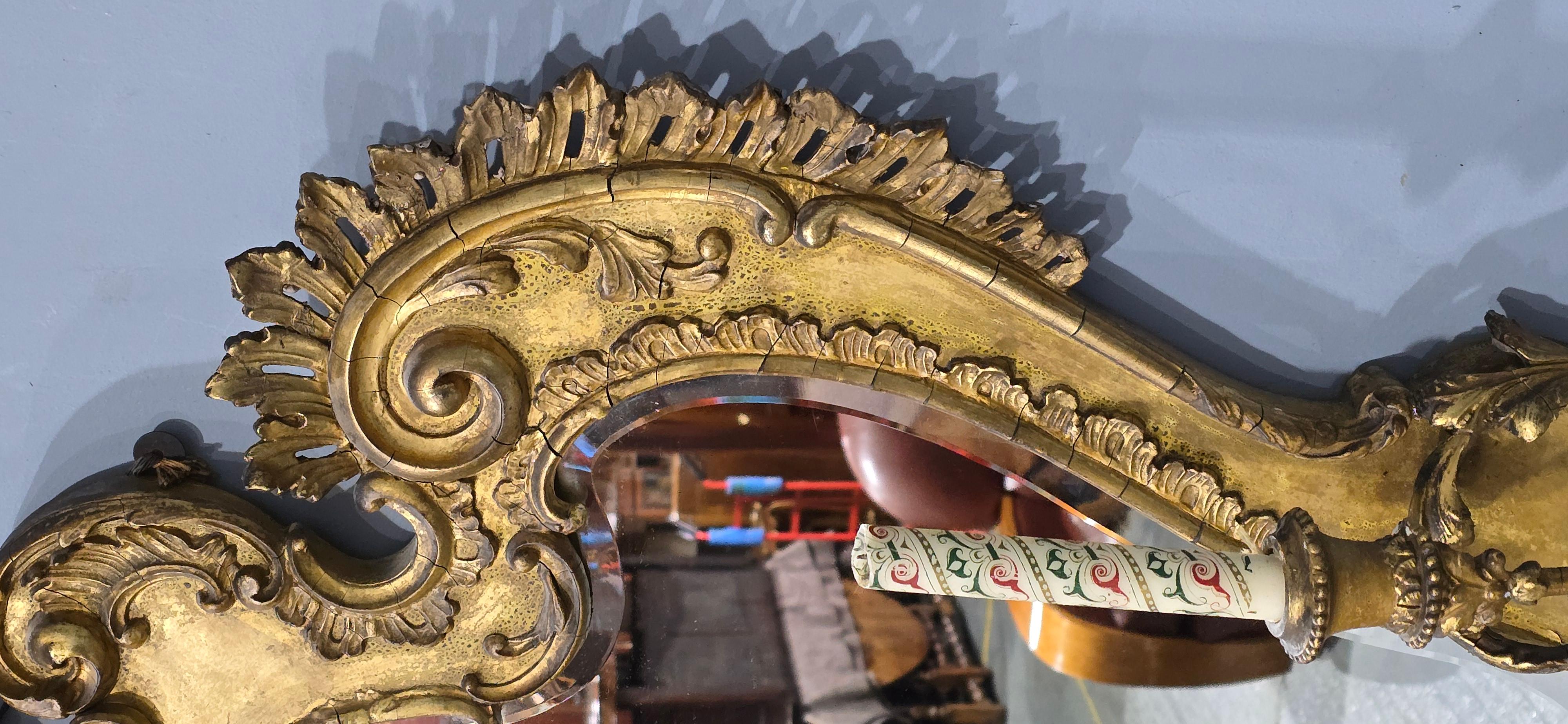 Excellent Miroir Girondelle doré en vente 3