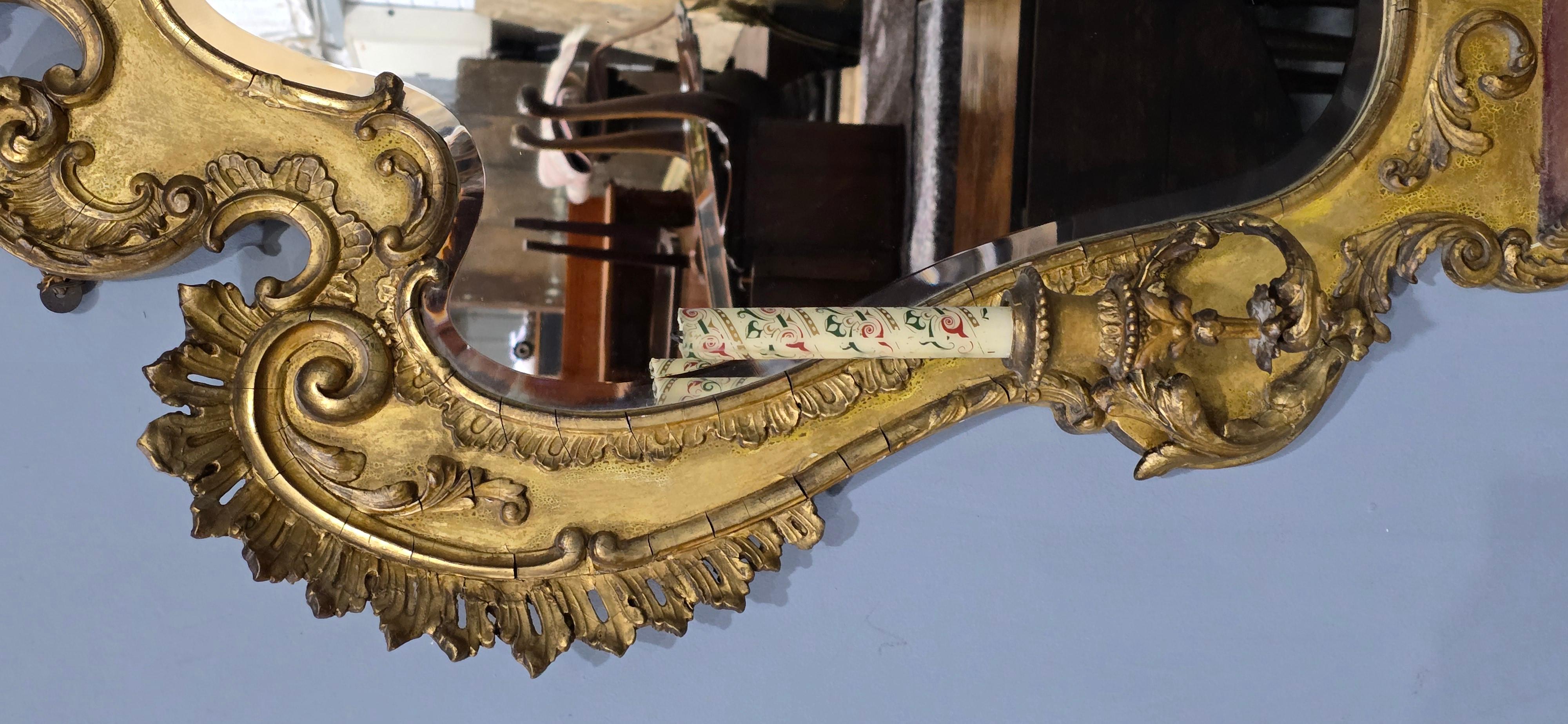 Excellent Miroir Girondelle doré en vente 6