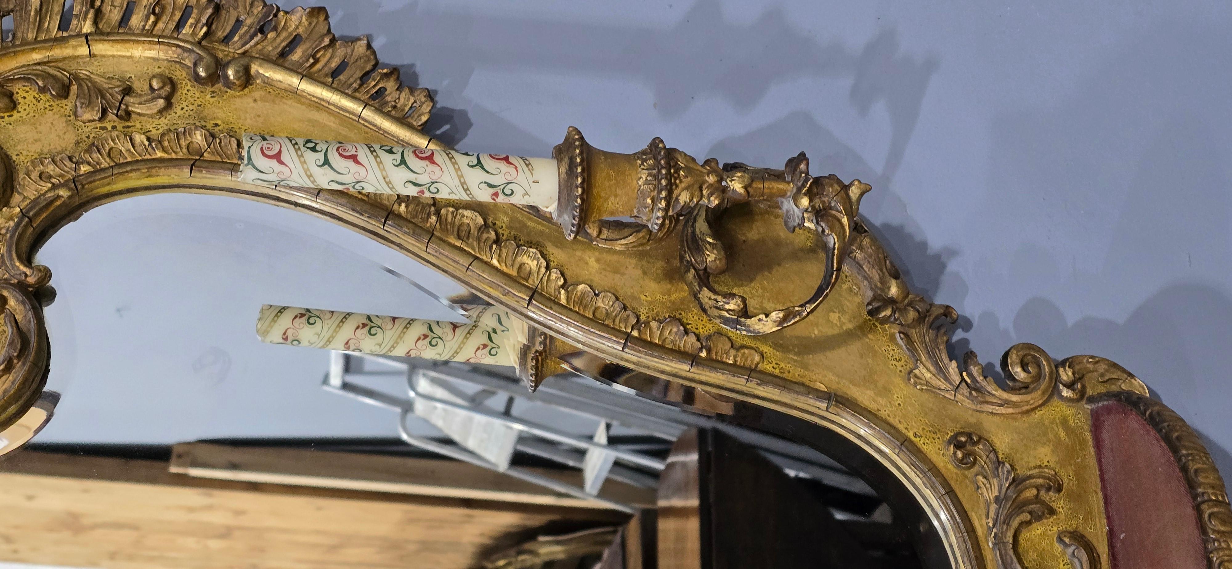 Excellent Miroir Girondelle doré en vente 8