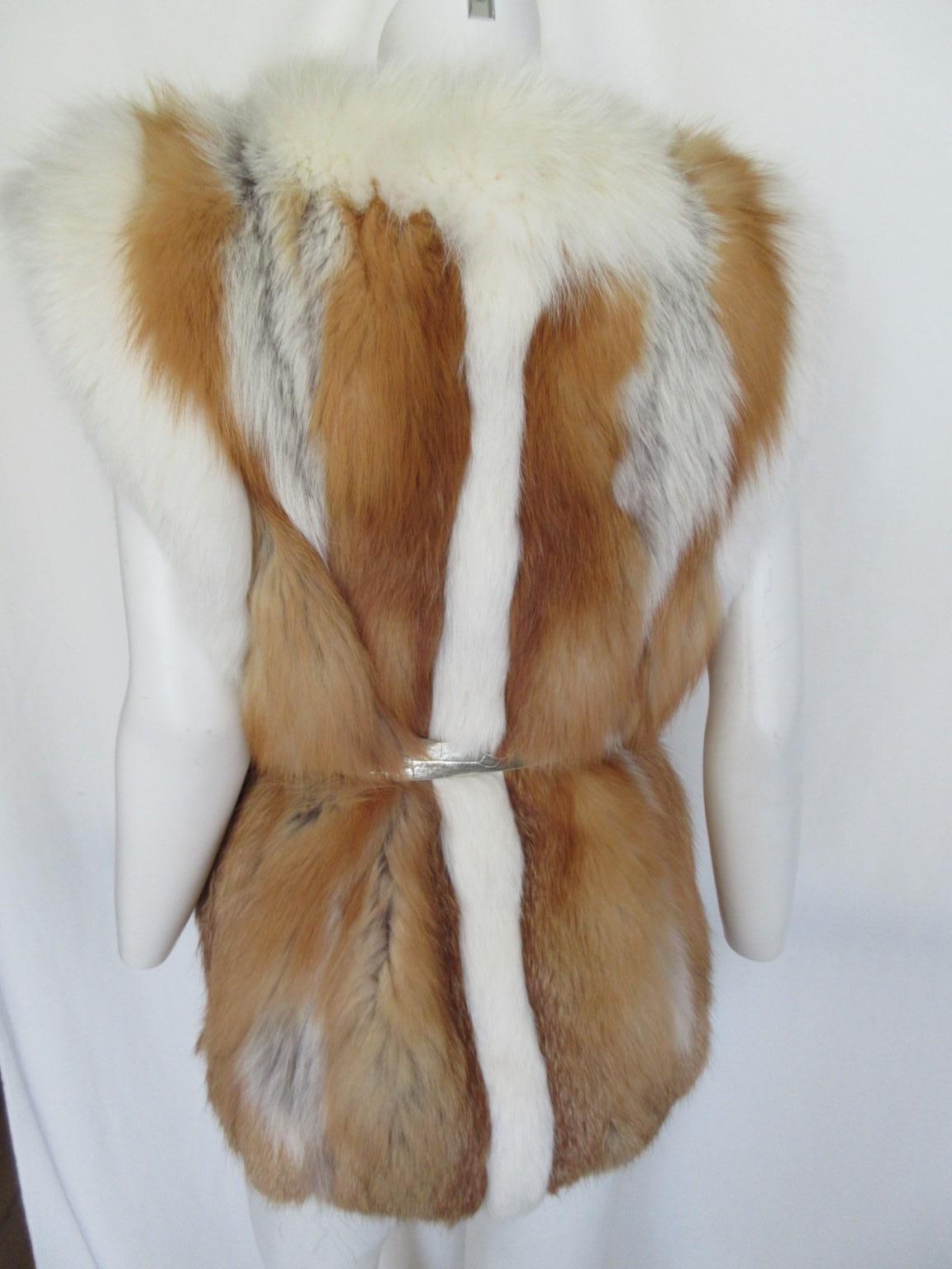 Women's or Men's Excellent Golden Island Fox Fur Vest For Sale