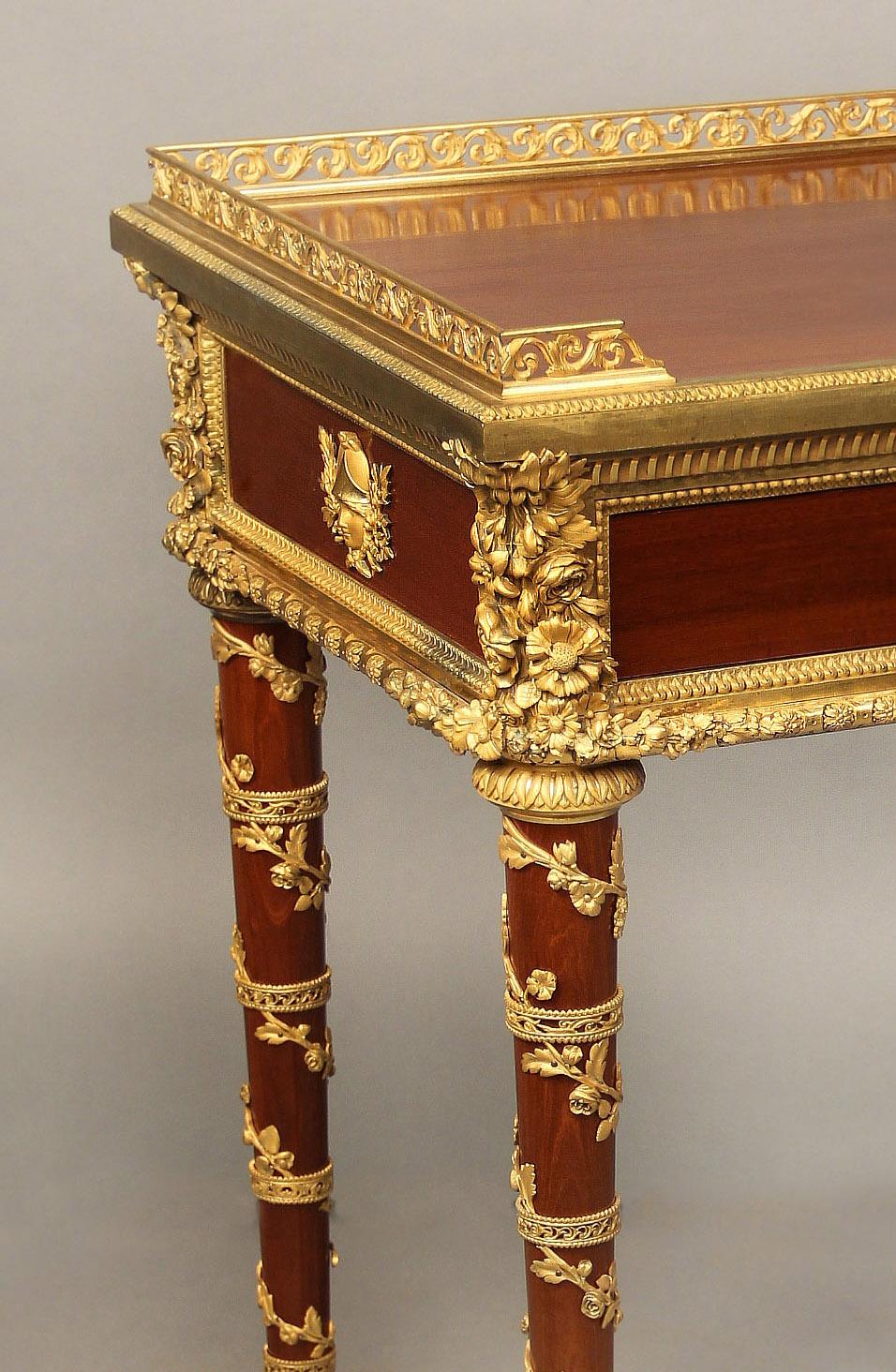 Excellent Late 19th Century Gilt Bronze Mounted Gueridon by Henry Dasson For Sale 2