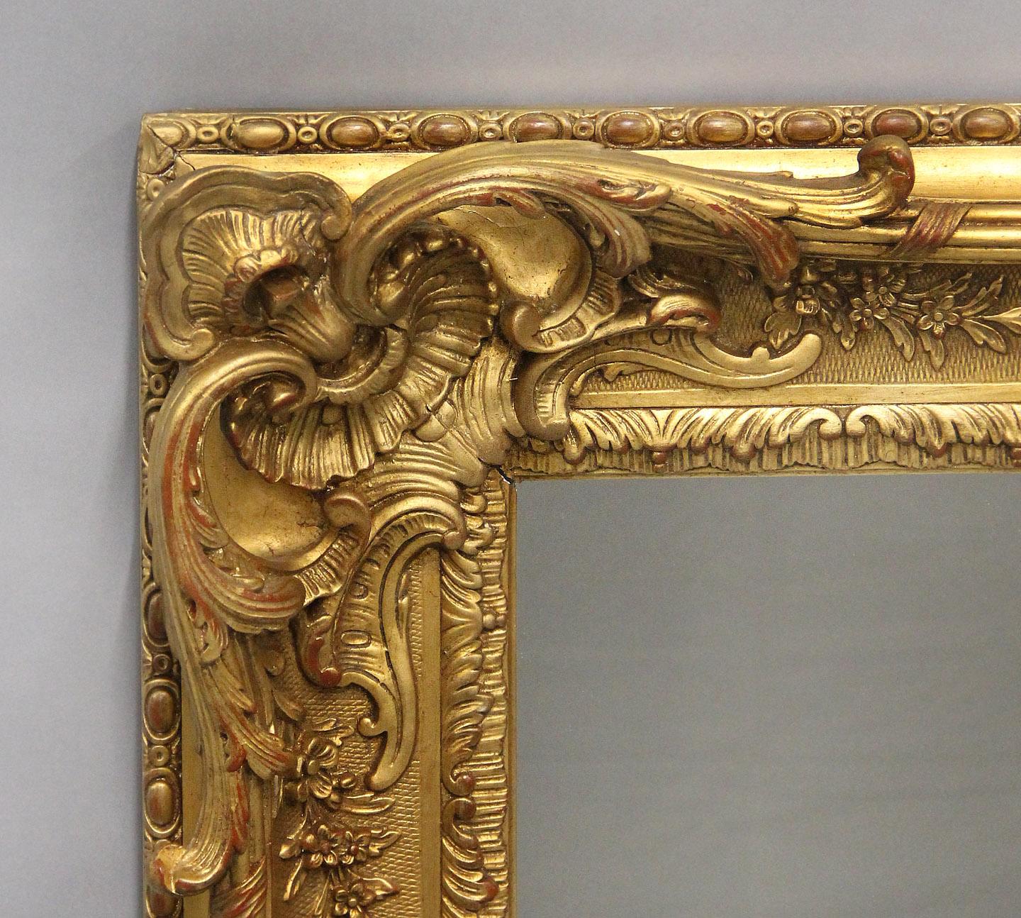 Ausgezeichneter Spiegel aus Giltwood und Gesso aus dem späten 19. (Französisch) im Angebot