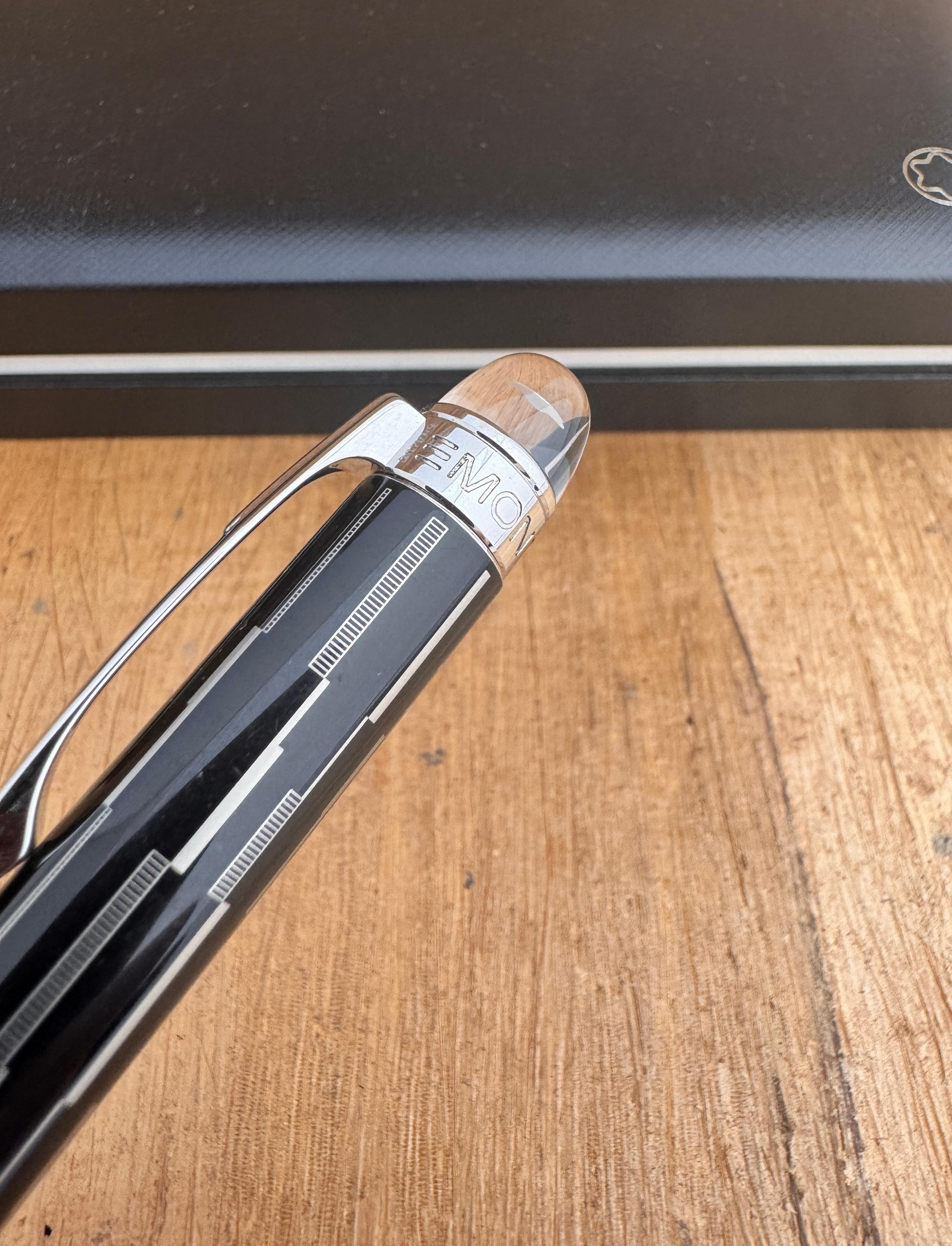 Excellent comme neuf Montblanc StarWalker BLACK MYSTRERY Stylo à bille Parure complète en vente 2