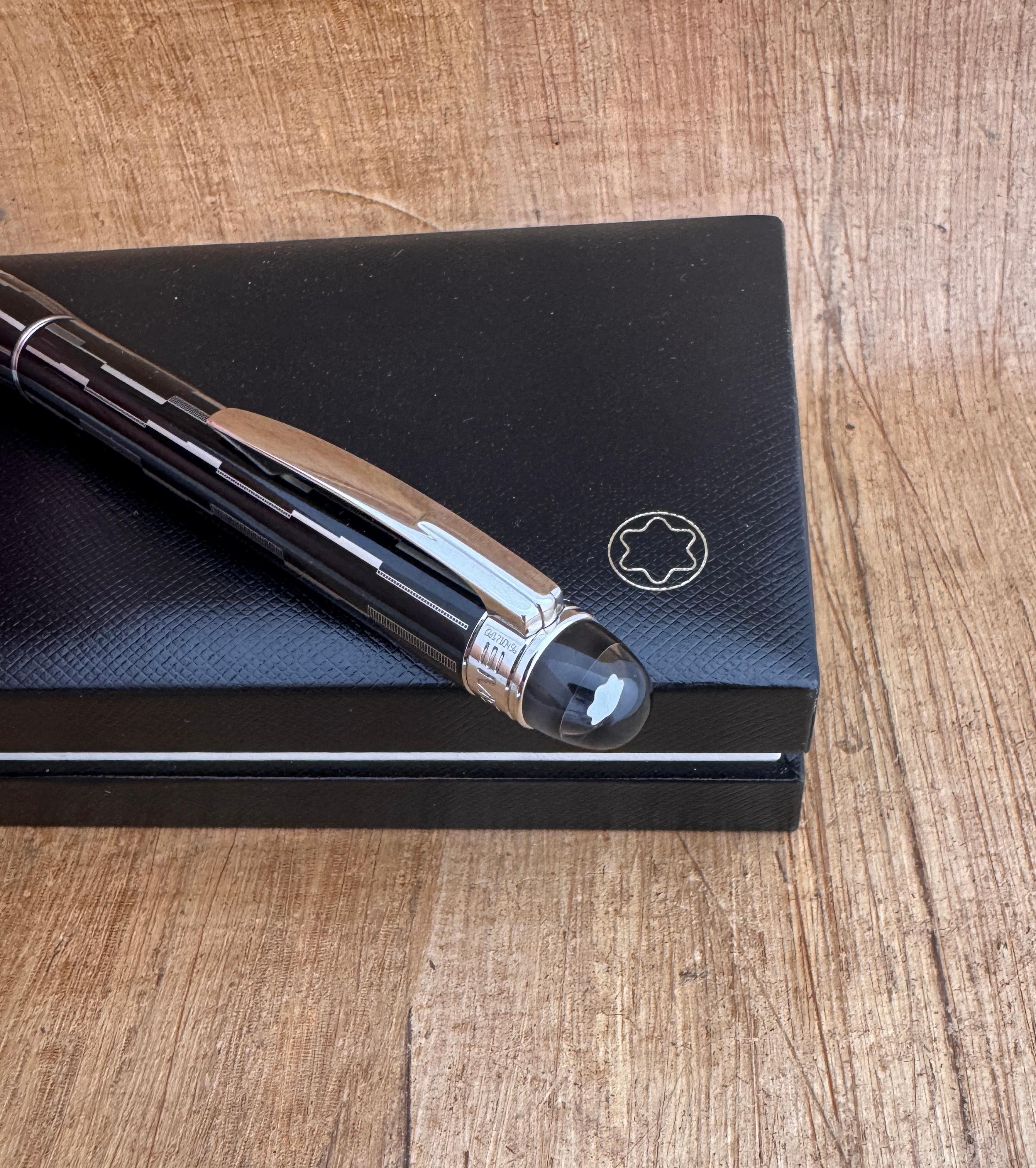 Excellent comme neuf Montblanc StarWalker BLACK MYSTRERY Stylo à bille Parure complète en vente 3