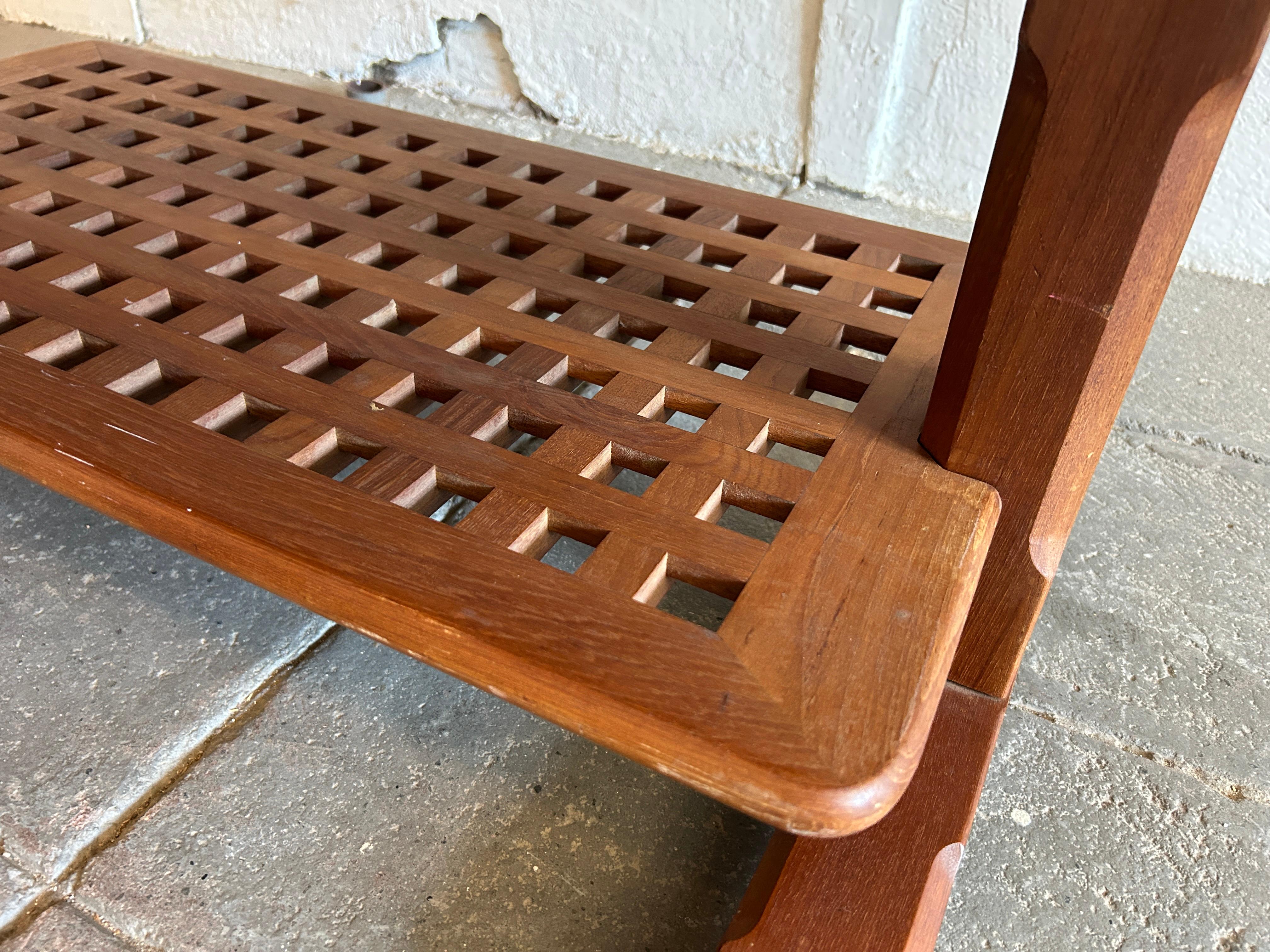 Excellent Midcentury Danish Modern Solid Teak Lattice 2 Tier Coffee Table In Good Condition In BROOKLYN, NY