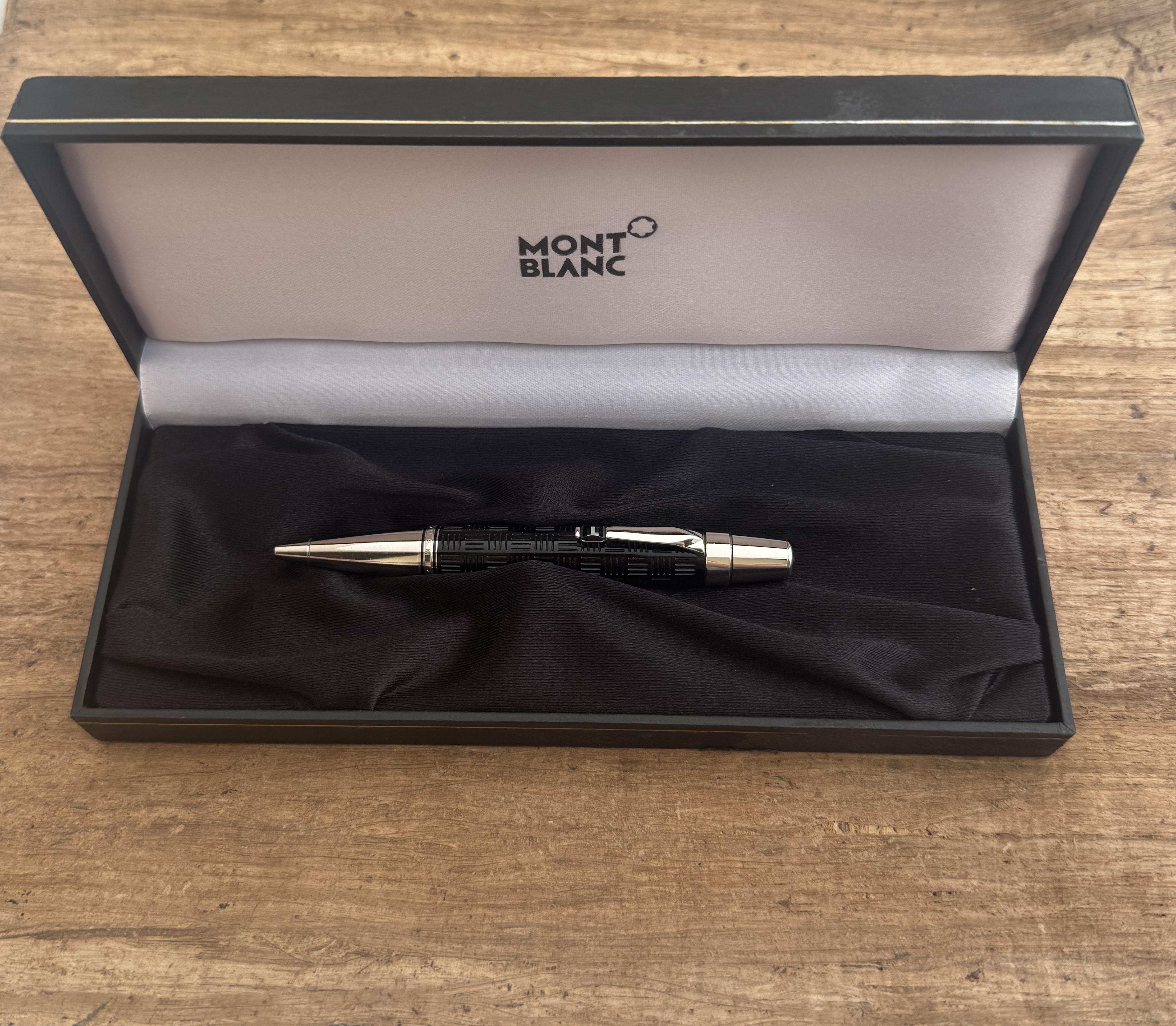 Eccellente Montblanc BOHEME Doue Platinum-line Nero Noir pietra Penna a sfera Scatola In condizioni buone in vendita a Toronto, CA