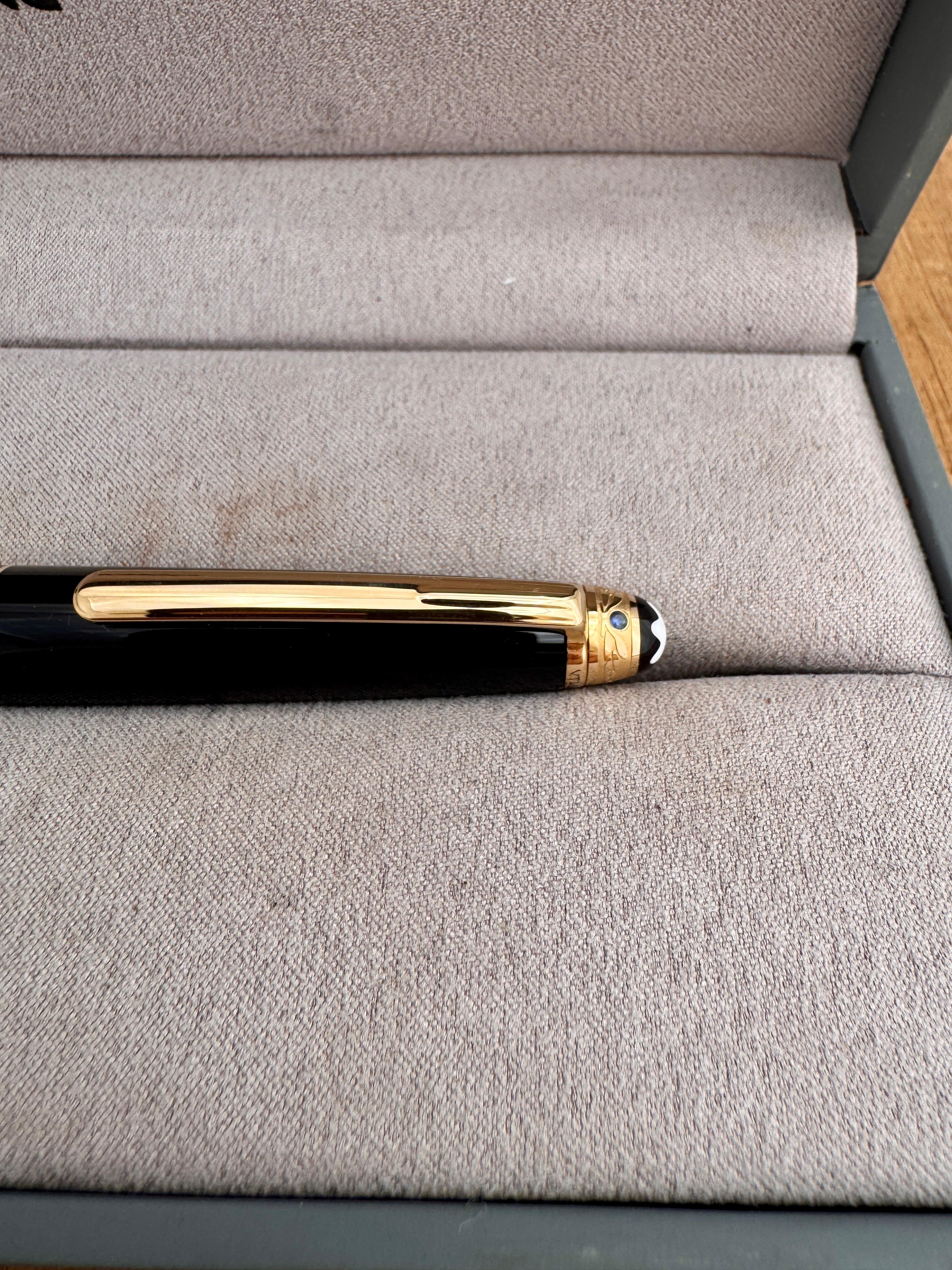 Ausgezeichnete MONTBLANC Meisterstuck Rollerball Pen SAPPHIRE UNICEF Stift Boxed für Damen oder Herren im Angebot