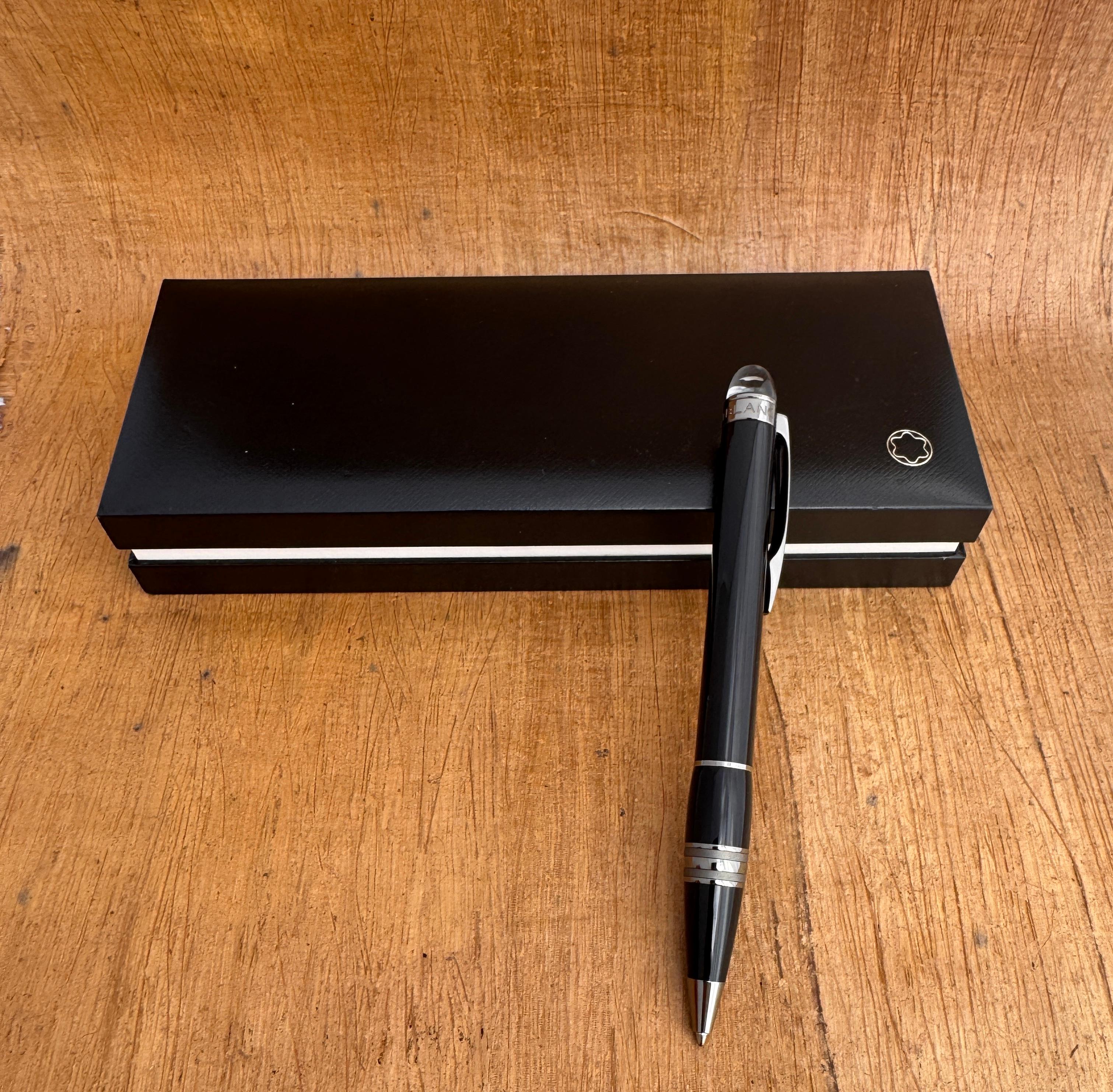 Excellent Stylo à Bille MONTBLANC Starwalker Midnight Black Dans sa Boîte d'Origine Bon état - En vente à Toronto, CA