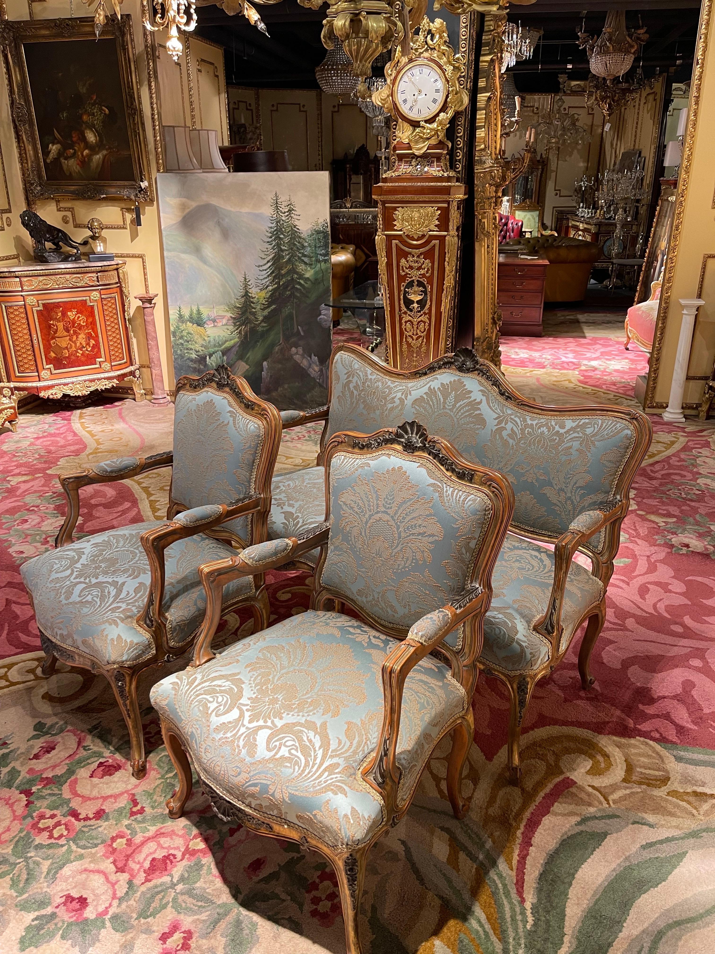 Ausgezeichnete edle französische Sitzgruppe/Sofagruppe Louis XV. Louis XV. (Handgeschnitzt) im Angebot