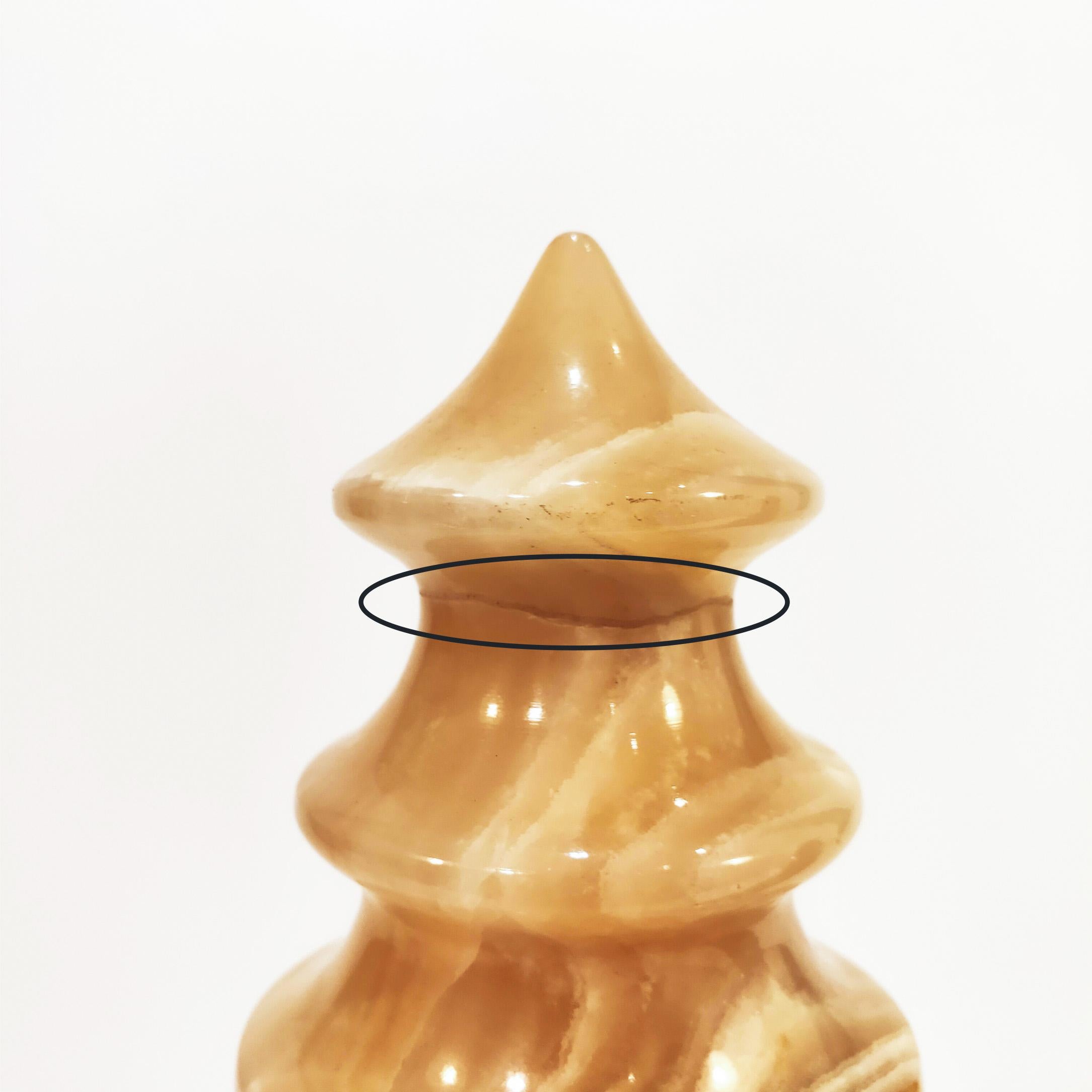 Excellent oriental onyx pair of table lamps in Chinoiserie style, Italy, 1960s im Angebot 4