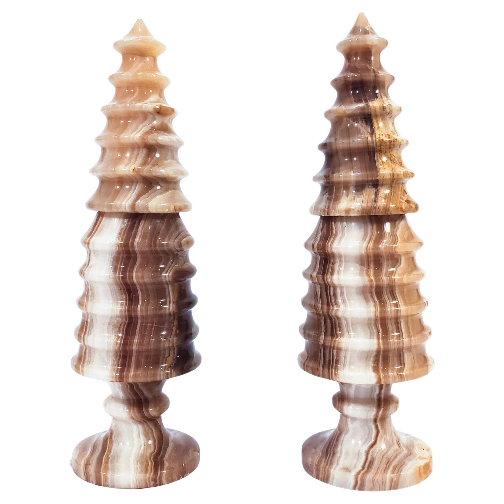 Excellent oriental onyx pair of table lamps in Chinoiserie style, Italy, 1960s im Angebot
