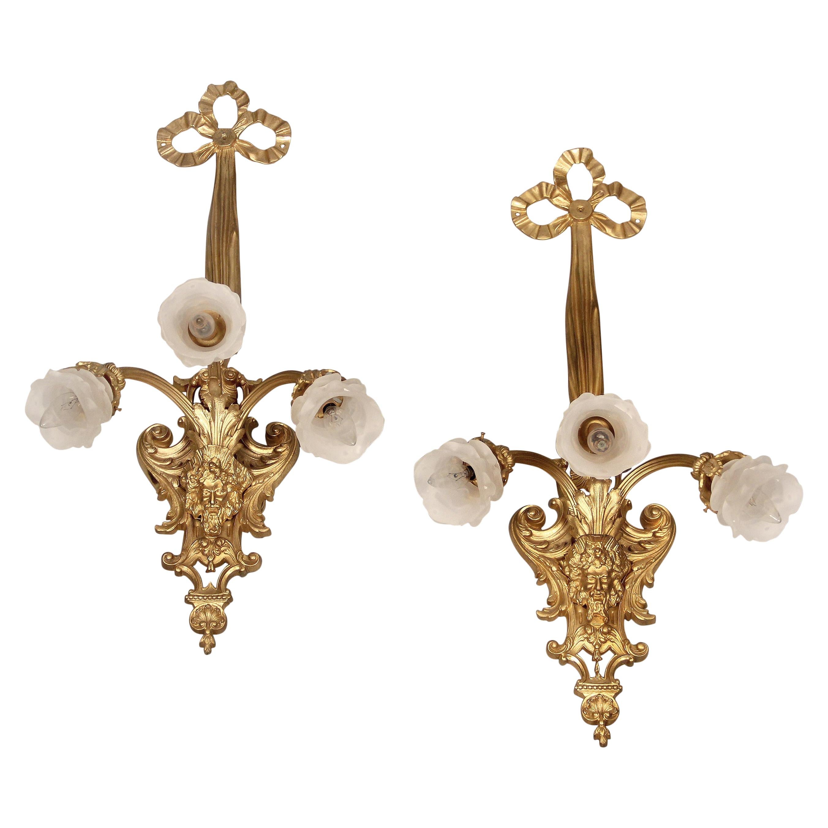 Excellent Pair of Late 19th Century Gilt Bronze Three-Light Sconces For Sale